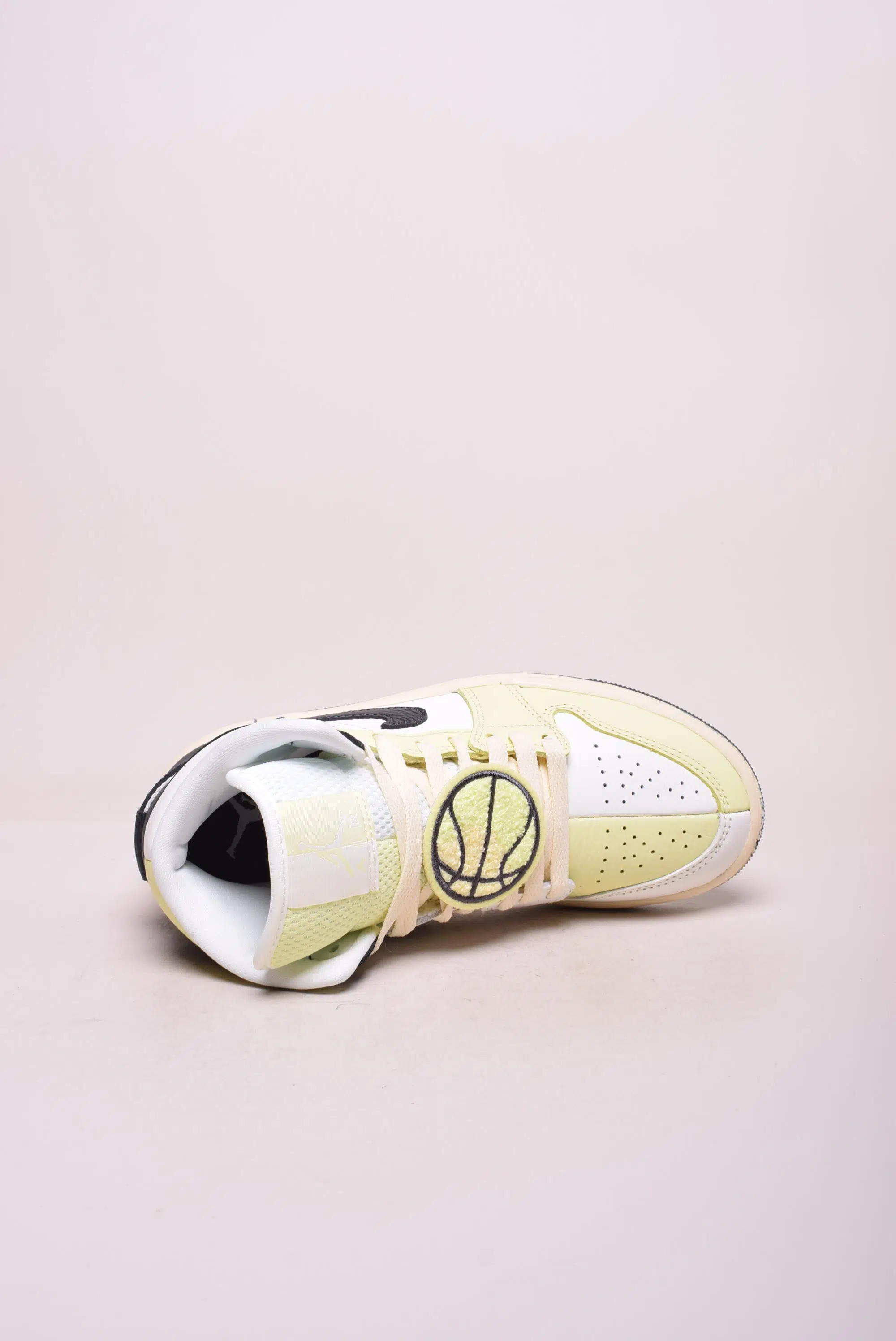 Sneakers dama Air Jordan 1 Mid [3]