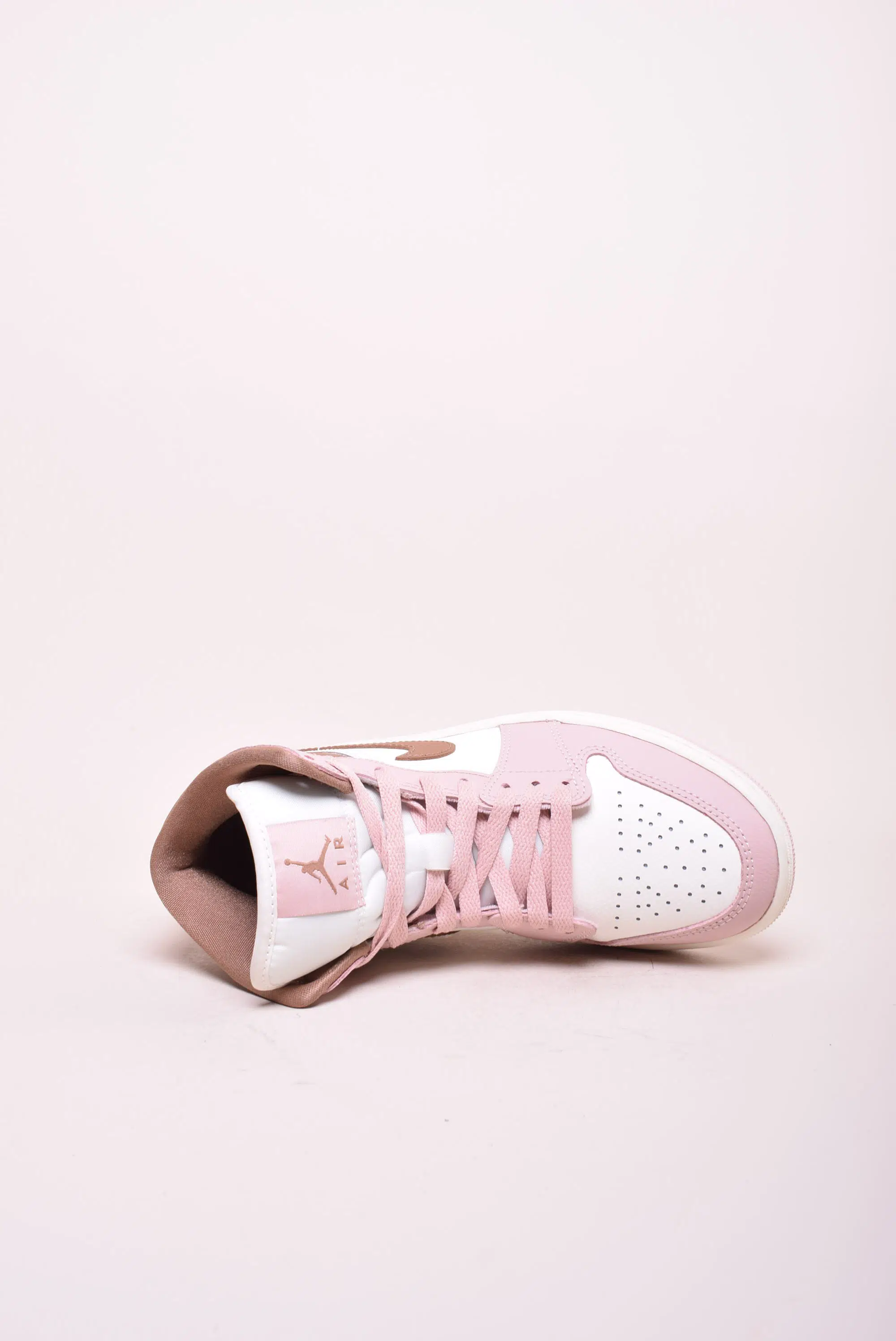 Sneakers dama Air Jordan 1 Mid [3]