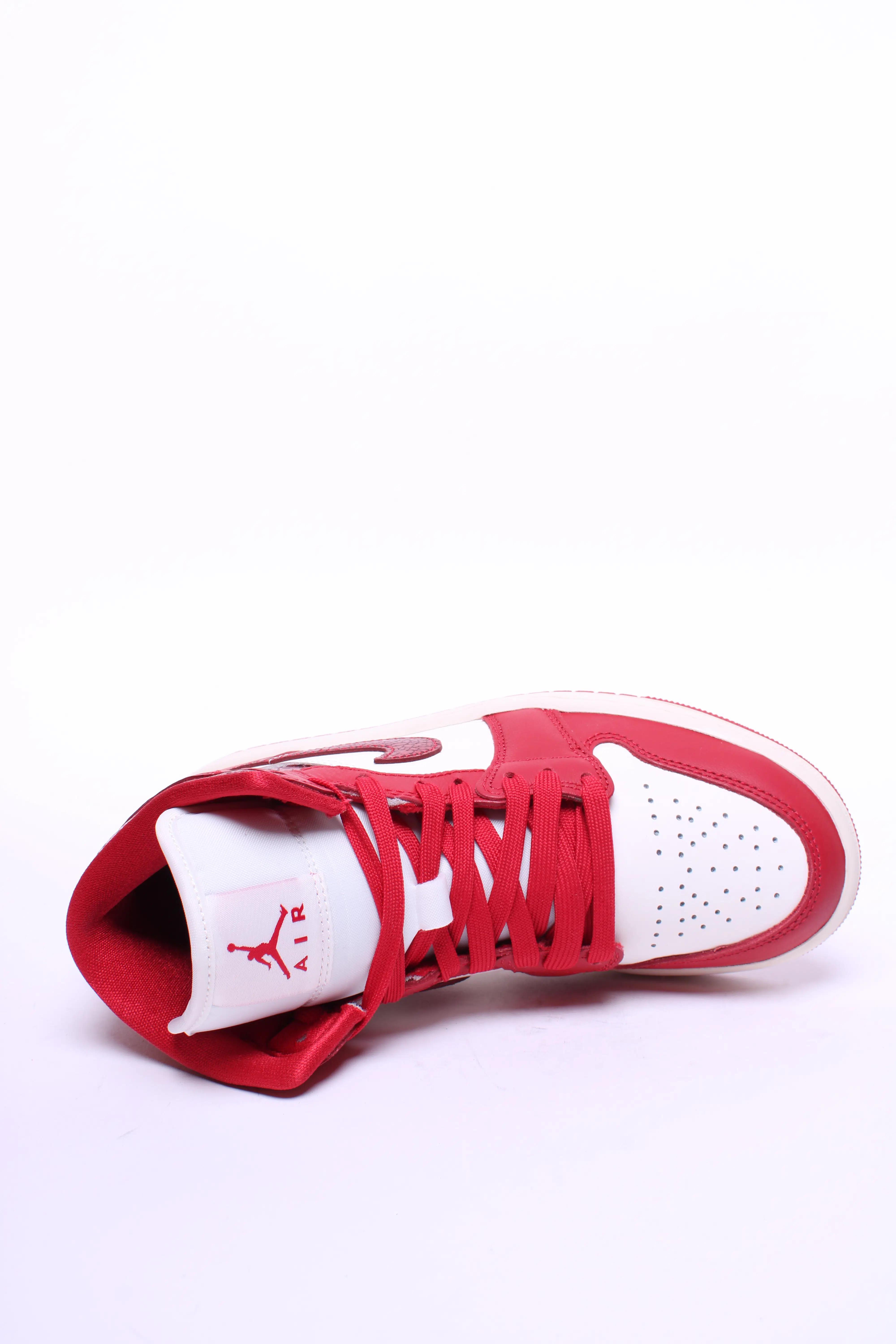 Sneakers dama Air Jordan 1 Mid Cracked Leather SE [3]