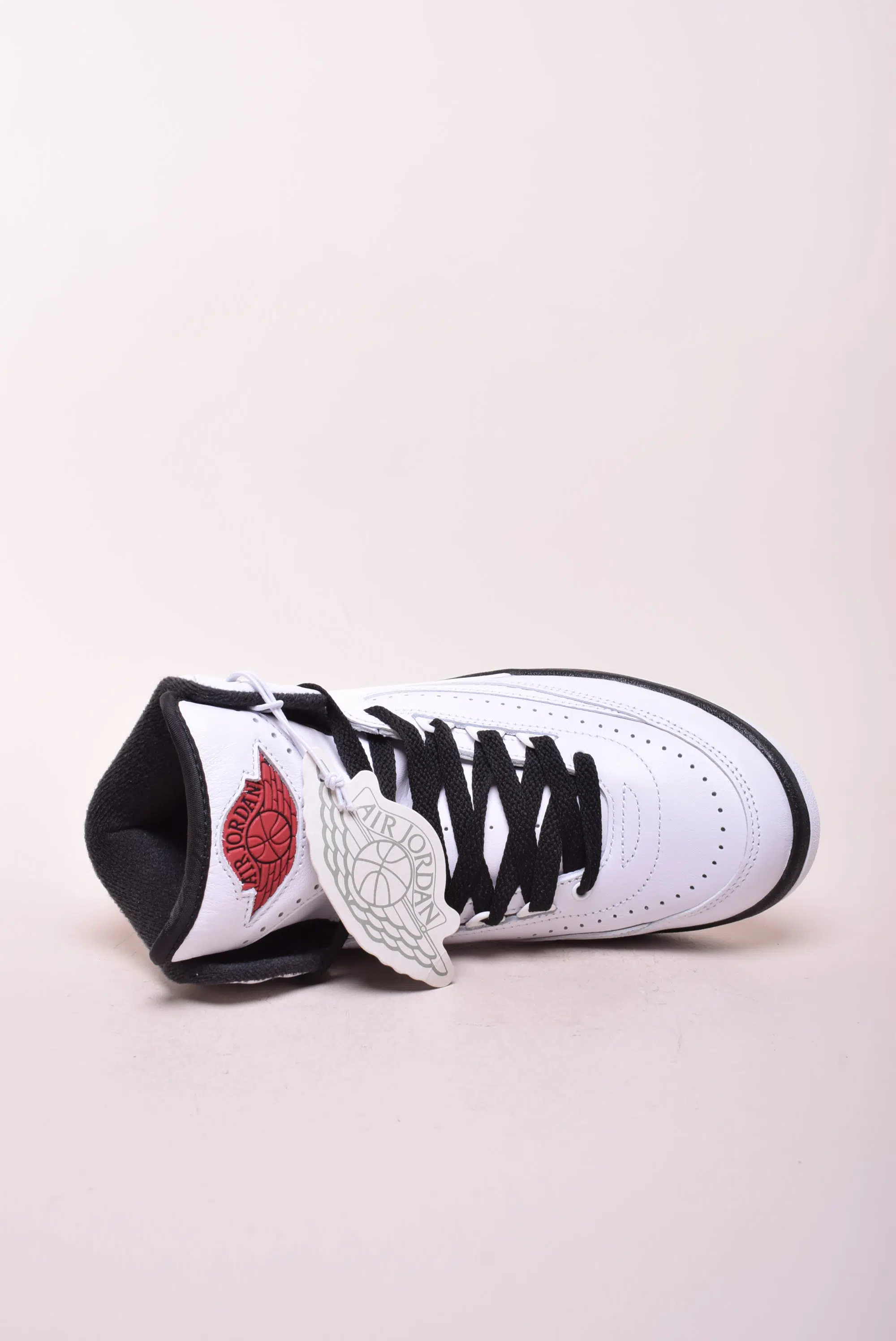 Sneakers dama Air Jordan 2 Retro "Chicago" [3]