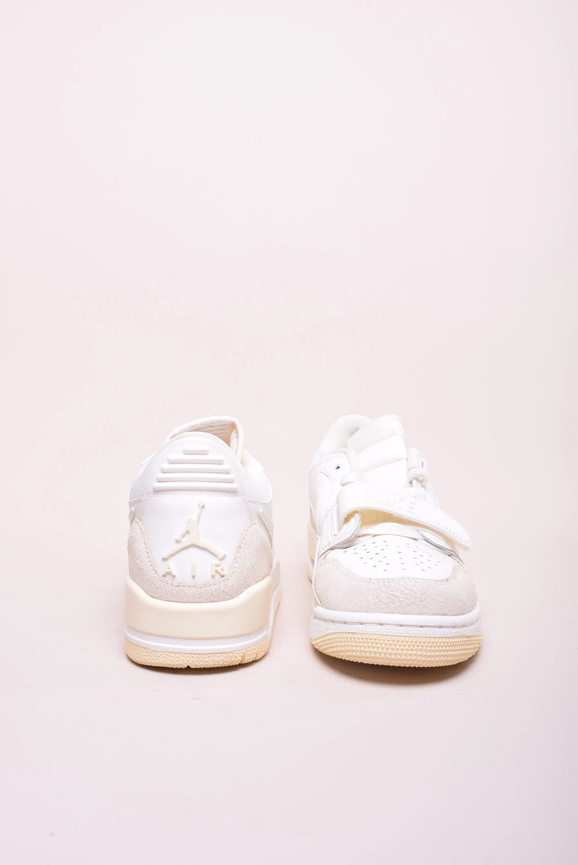 Sneakers dama Air Jordan Legacy 312 Low [2]