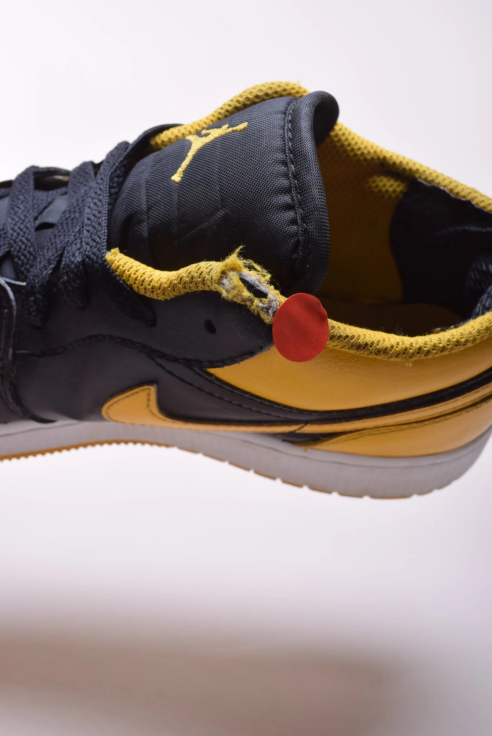 Sneakers dama Air Jordan Low [3]