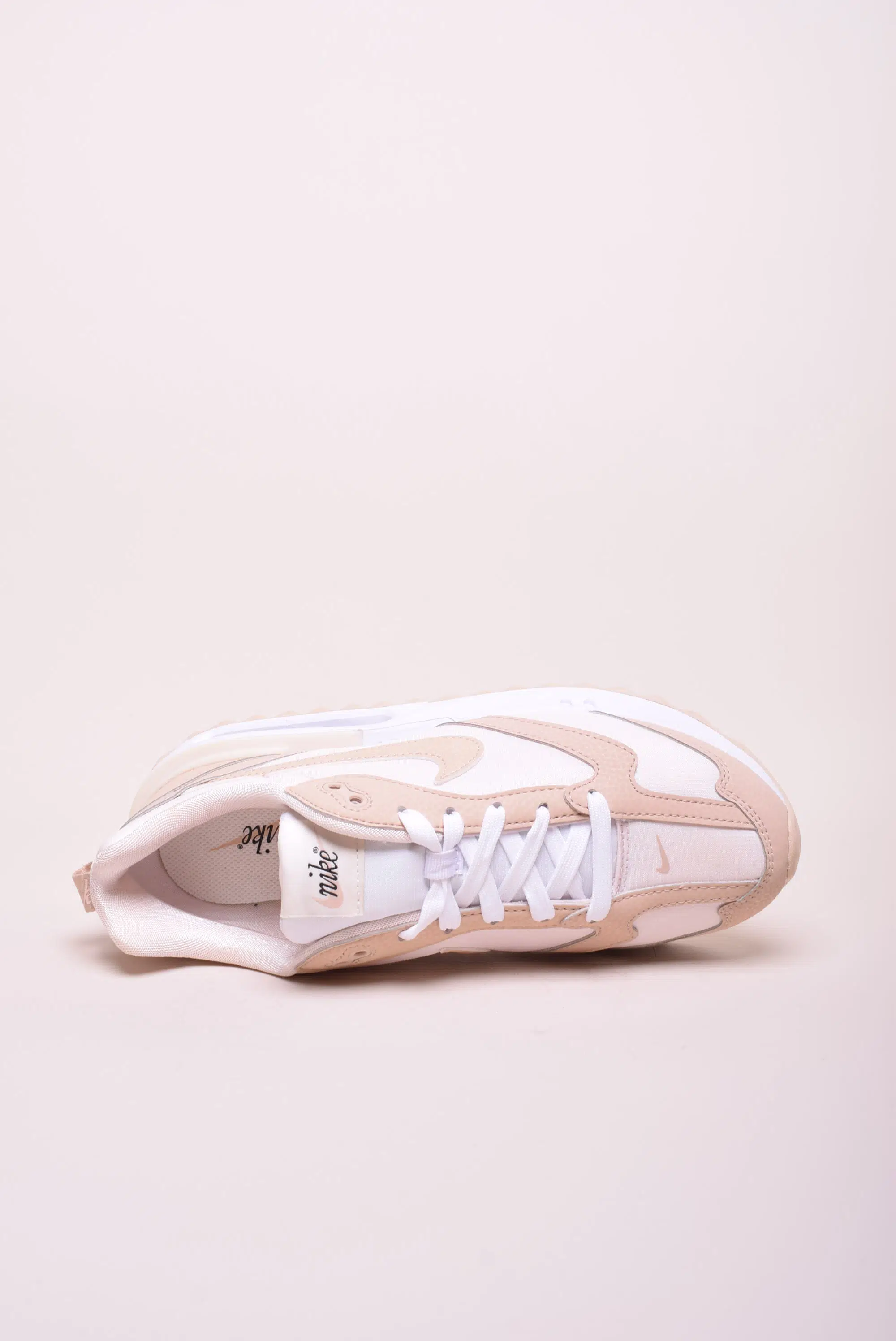 Sneakers dama Air Max Dawn [3]