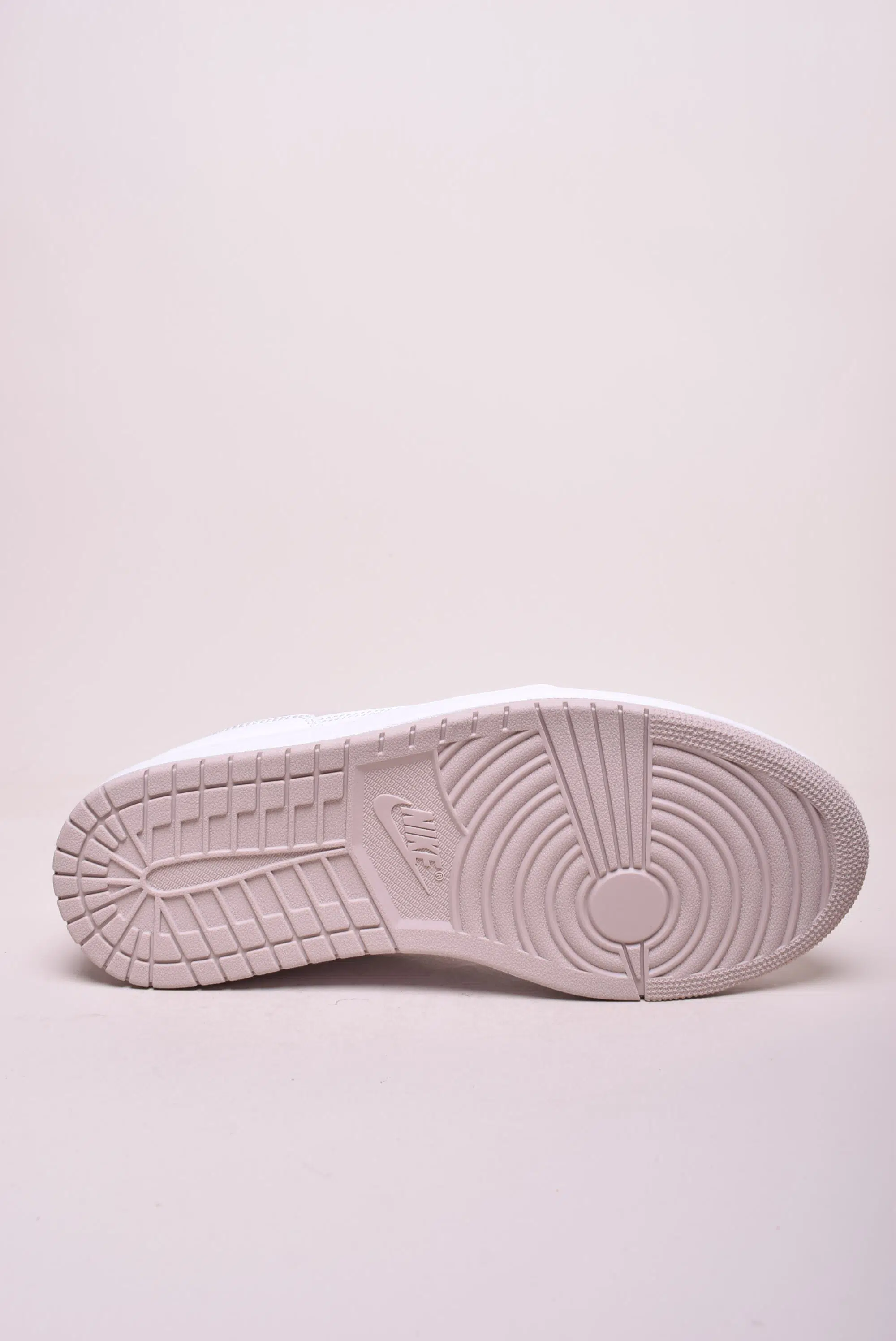 Sneakers dama Court Connect Low [1]