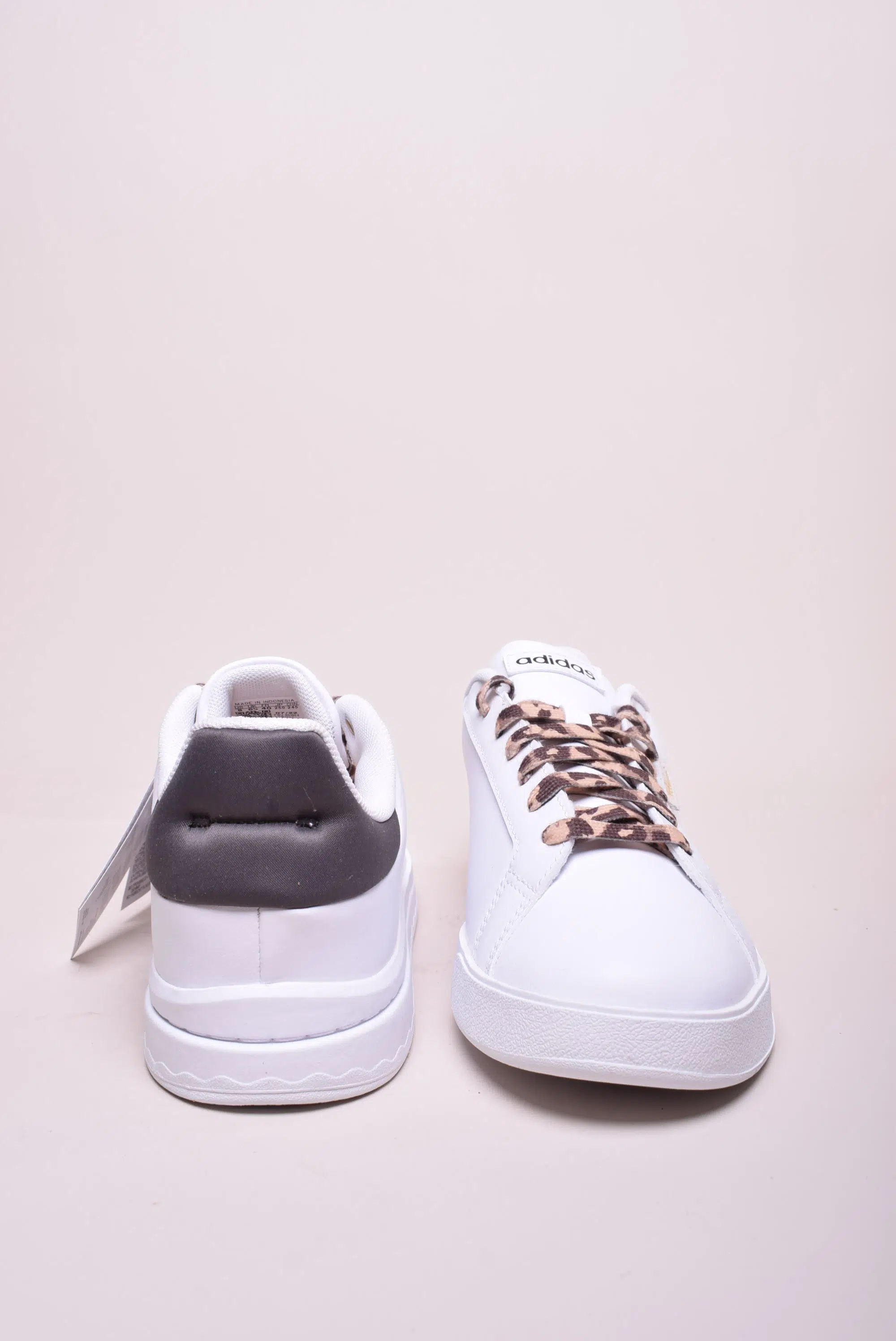 Sneakers dama Court Silk [2]