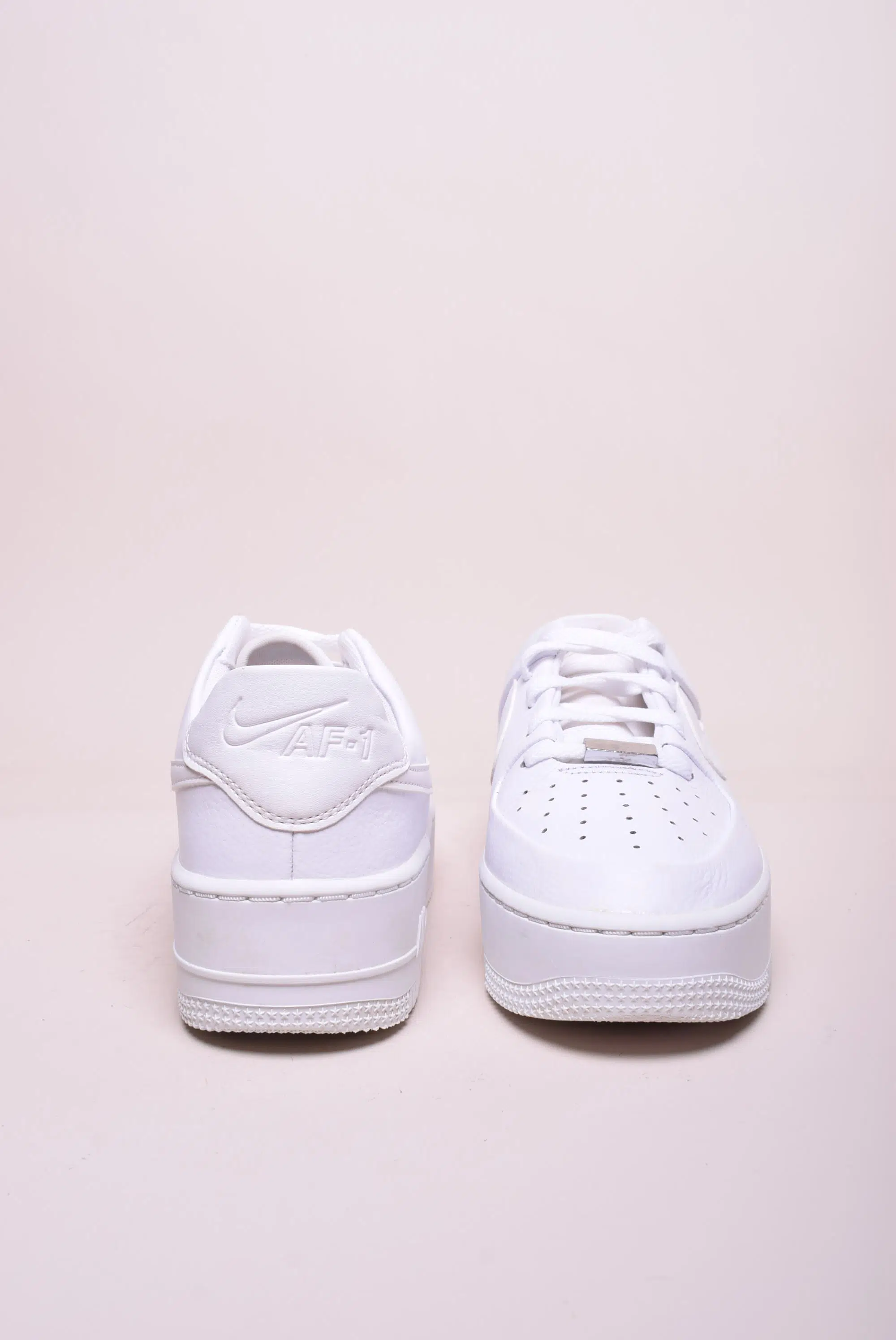 Sneakers dama cu platforma Air Force 1 Sage Low [2]