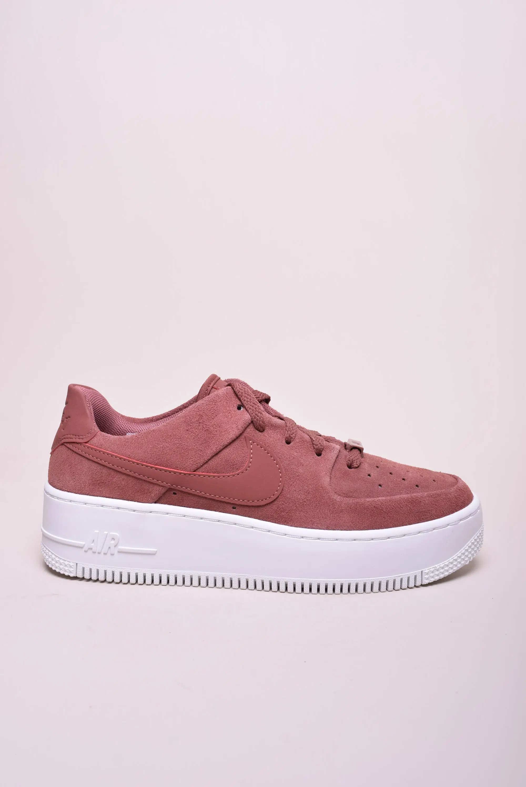 Pantofi sport și teniși damă - Sneakers dama cu platforma Air Force 1 Sage Low