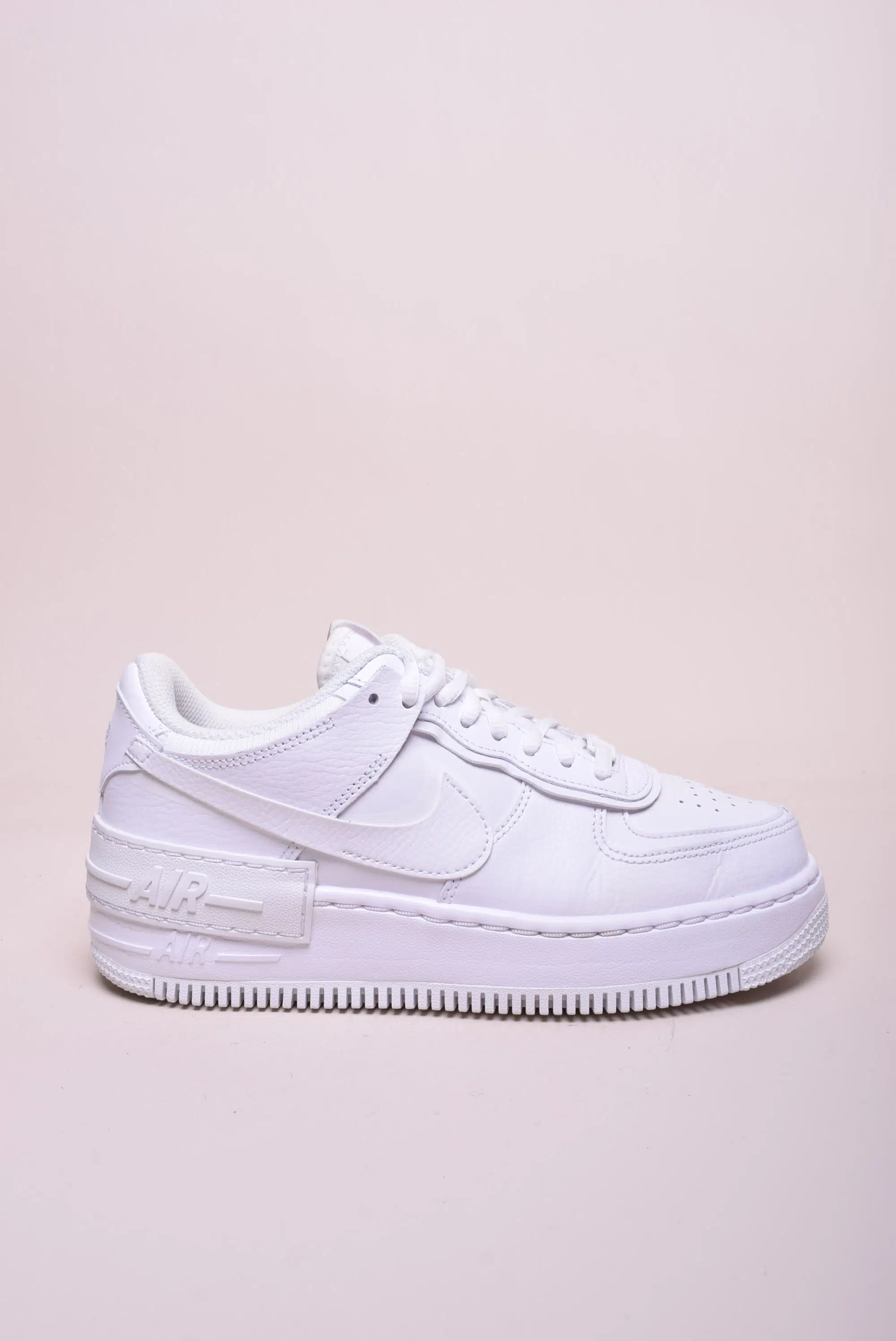 Încălțăminte damă - Sneakers dama cu platforma Air Force 1 Shadow