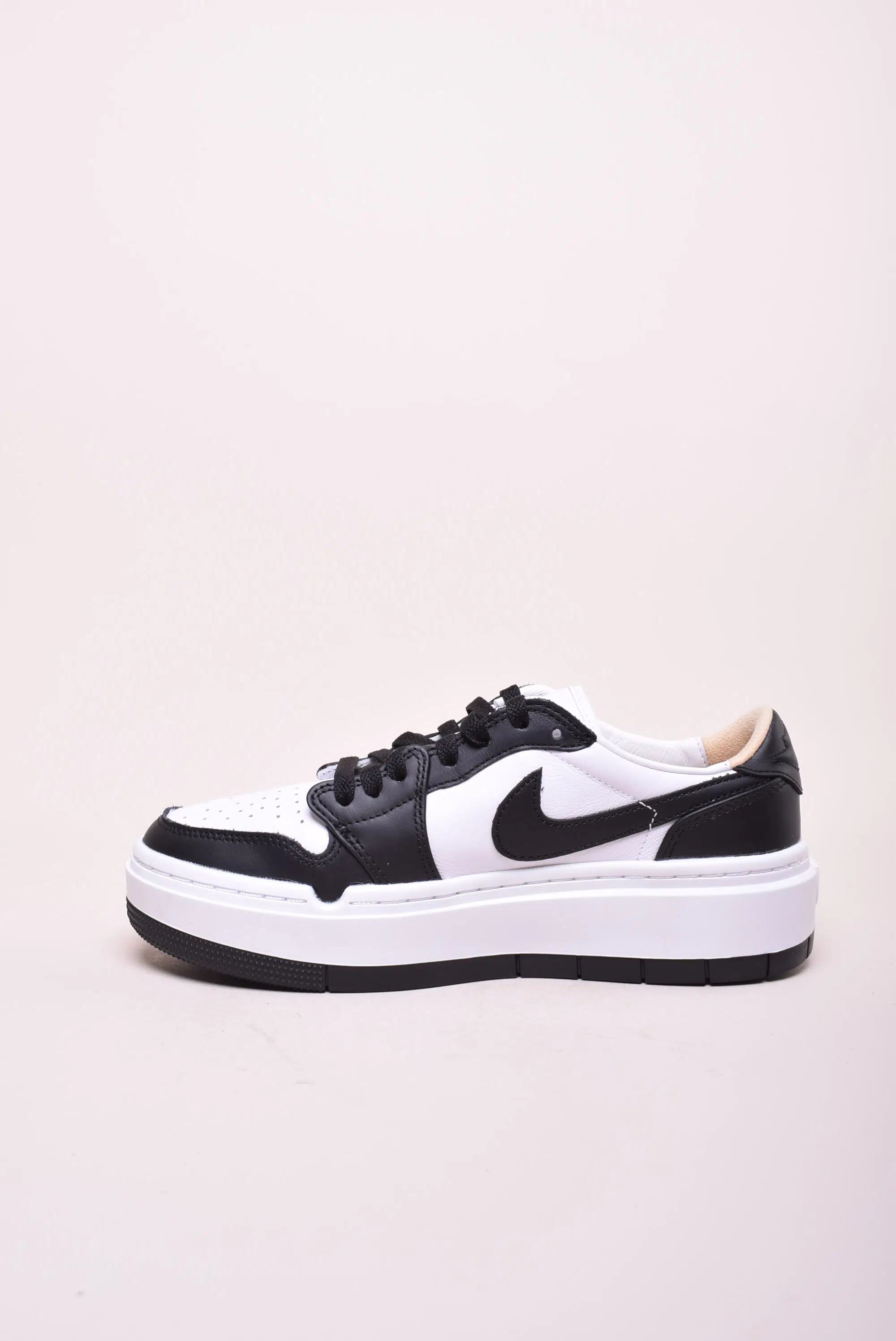 Sneakers dama cu platforma Air Jordan 1 Elevate Low [3]