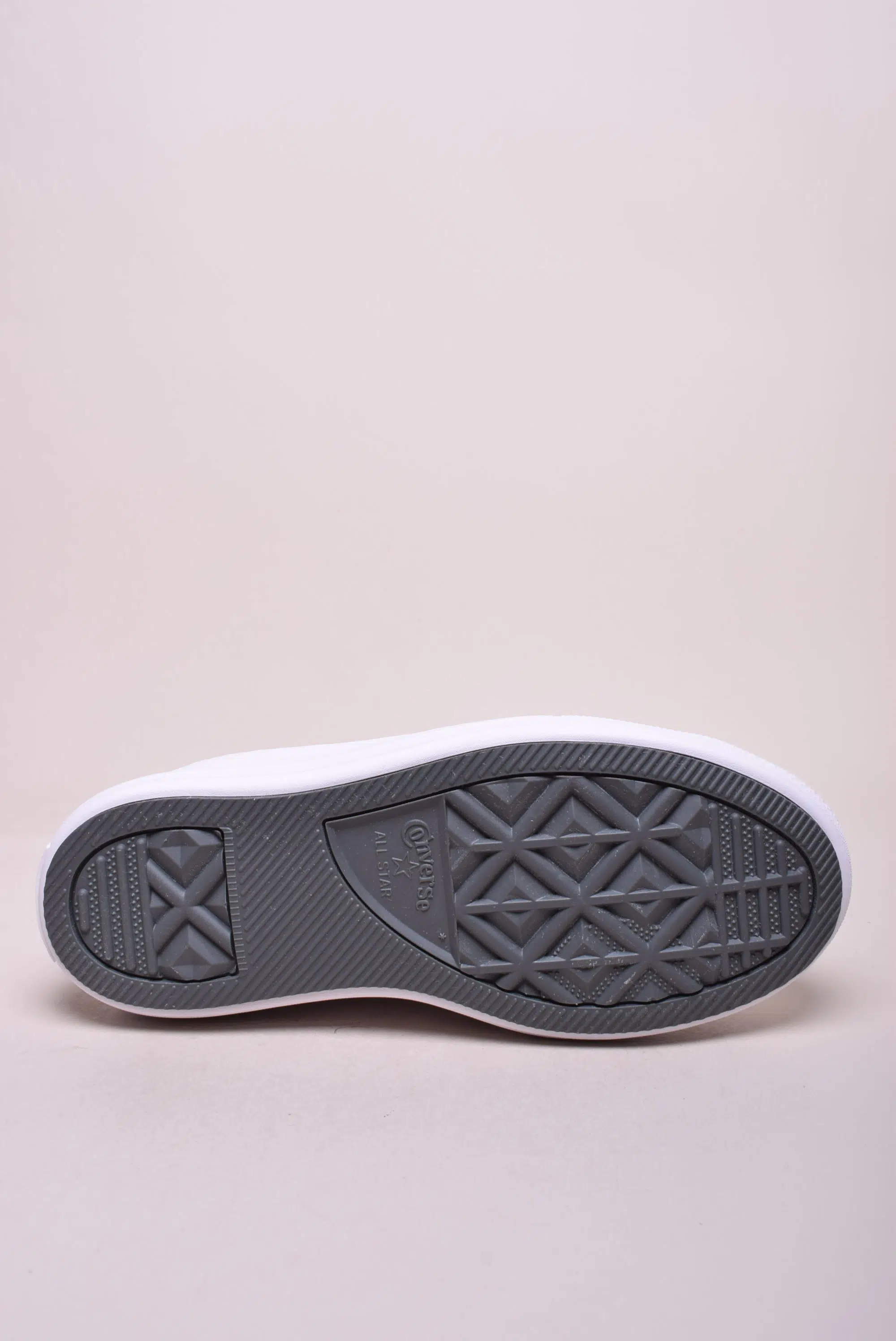 Sneakers dama cu platforma All Star, captusite [1]