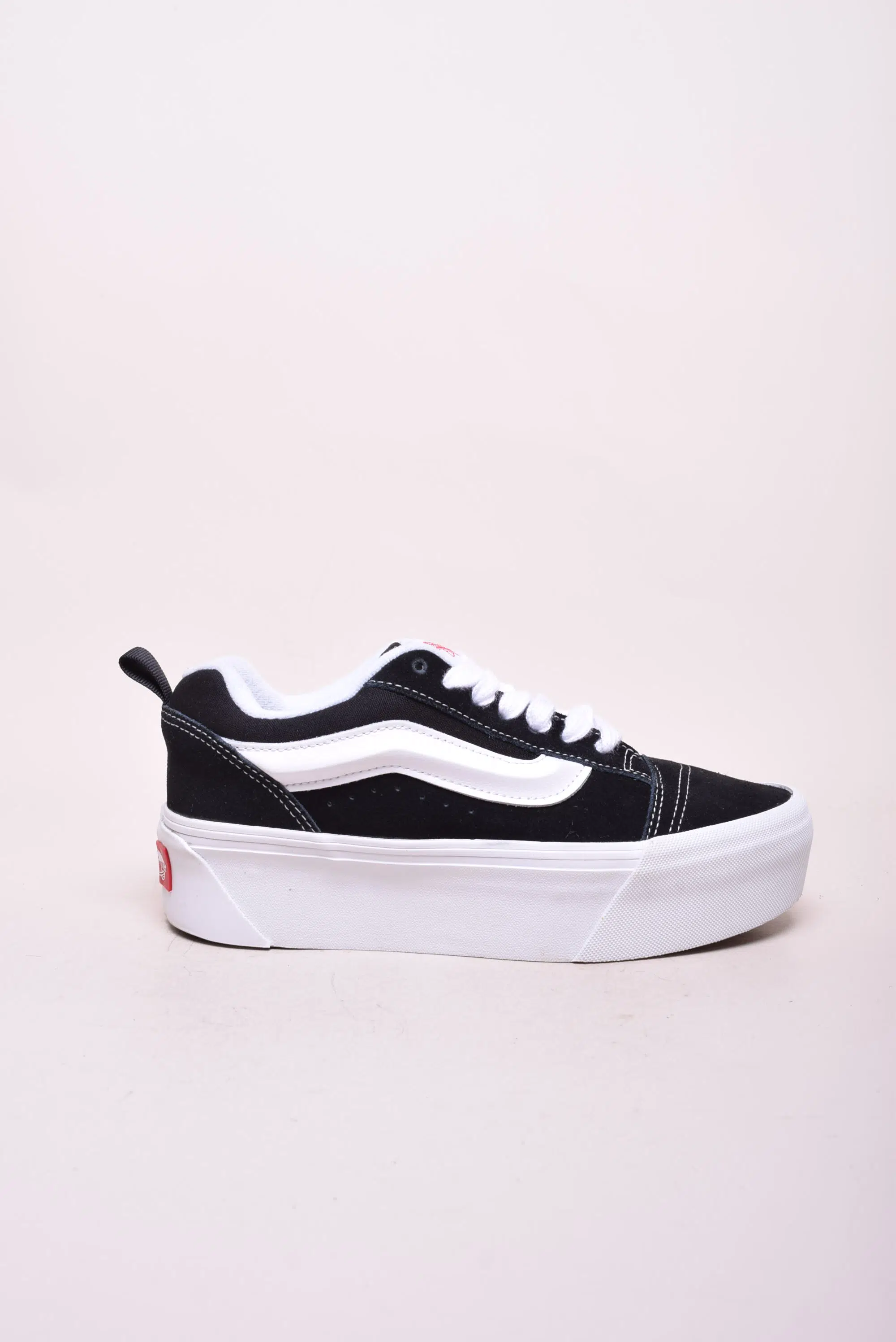 Sneakers dama cu platforma Knu Skool [0]