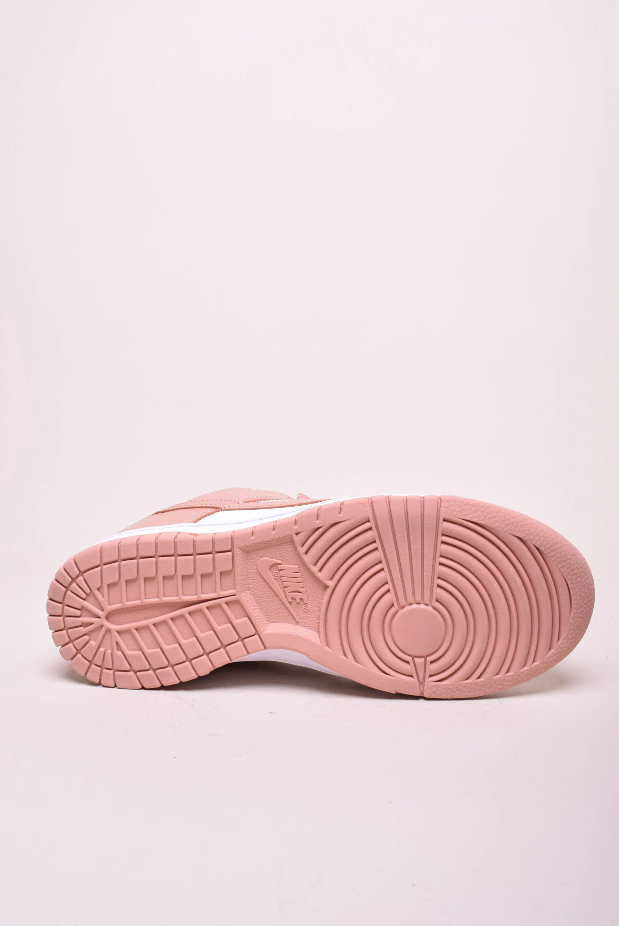 Sneakers dama Dunk Low [1]