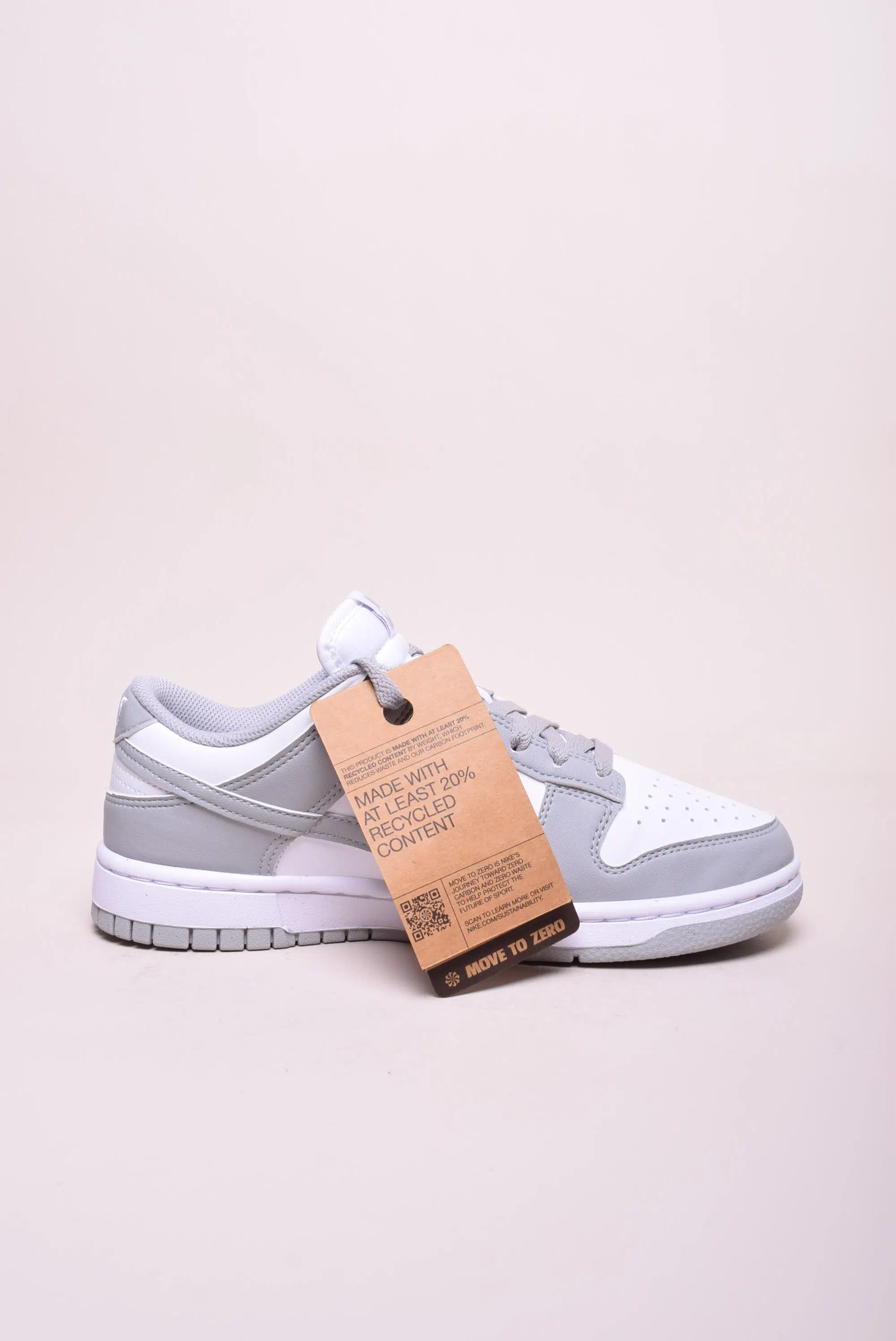 Sneakers dama Dunk Low Next Nature [3]