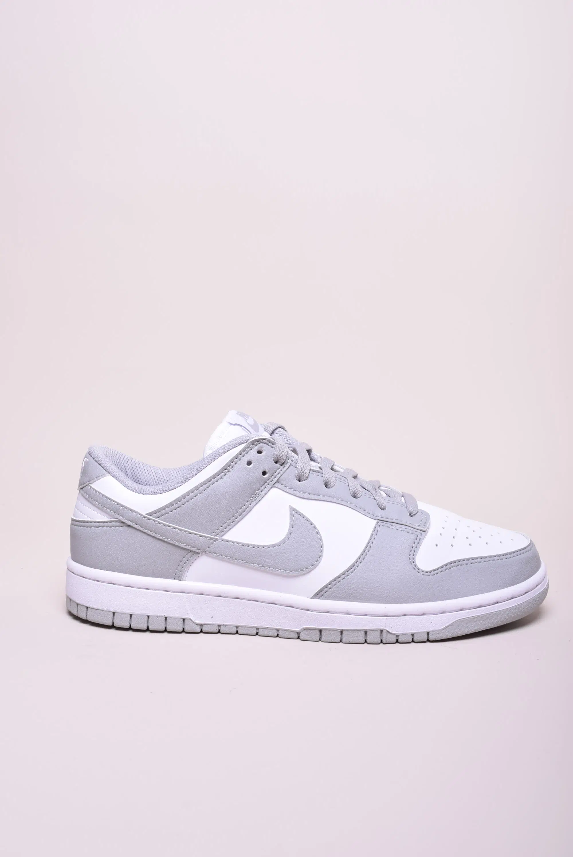 Sneakers dama Dunk Low Next Nature