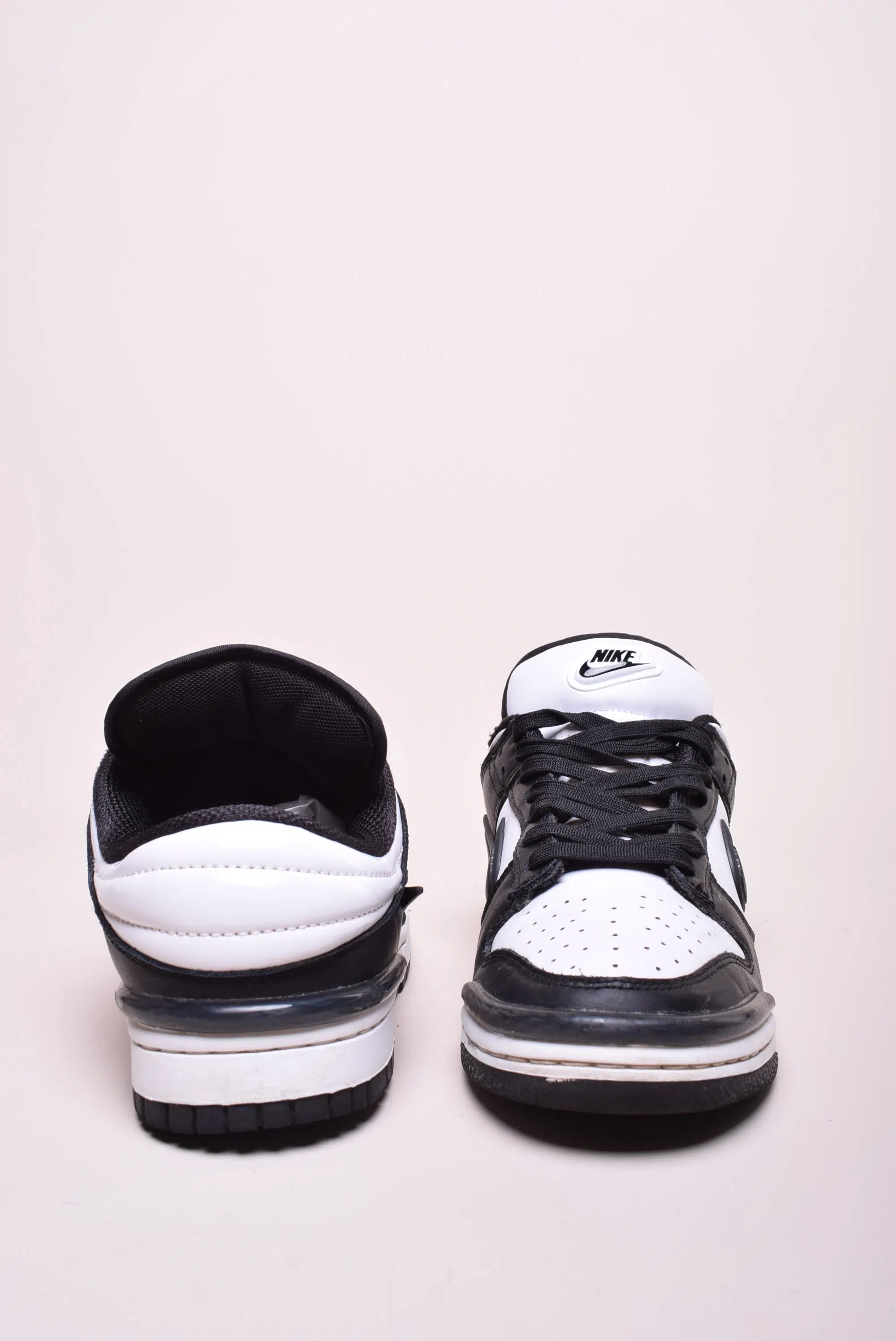 Sneakers dama Dunk Low Twist Panda [2]