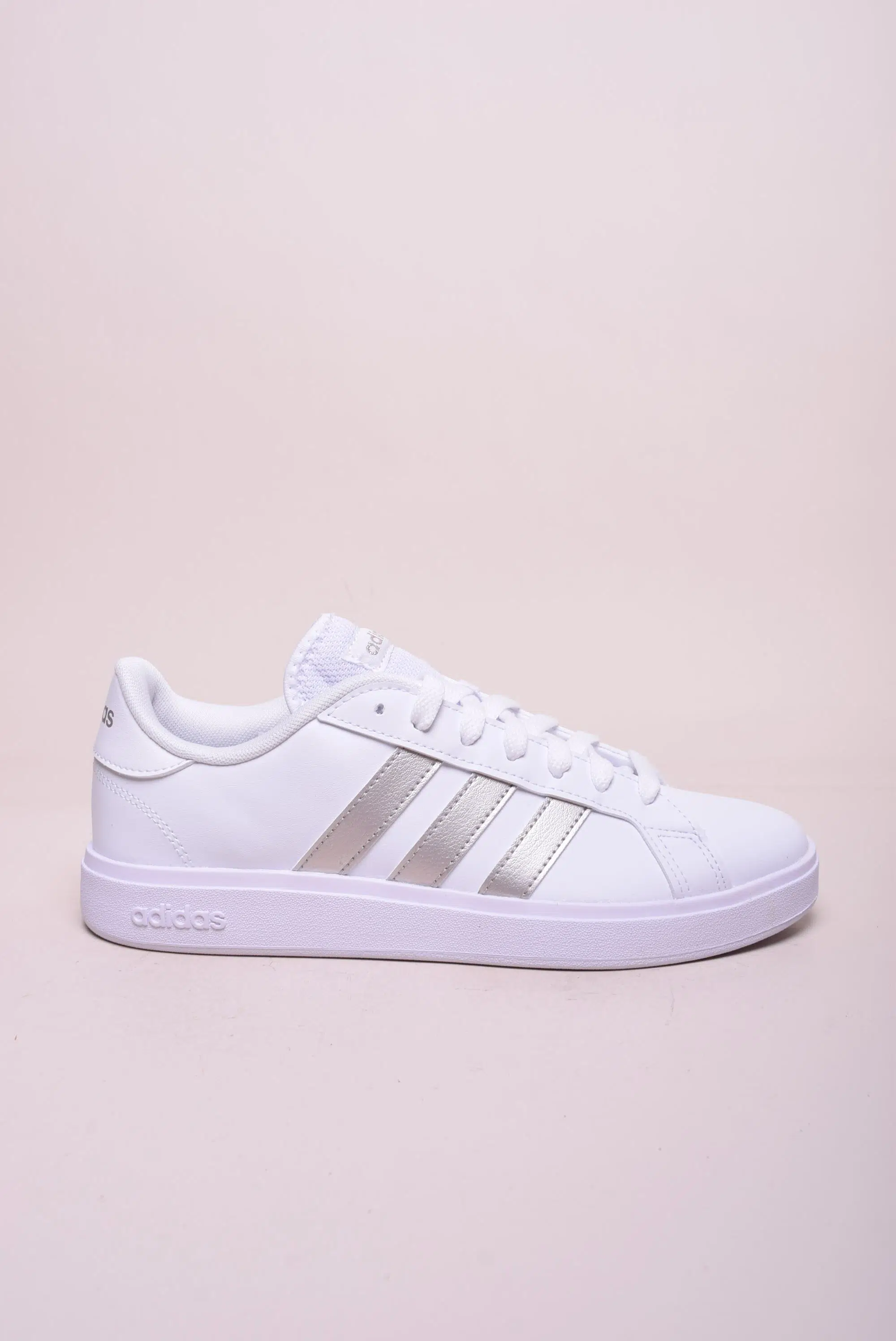 Încălțăminte damă - Sneakers dama Grand Court Base 2