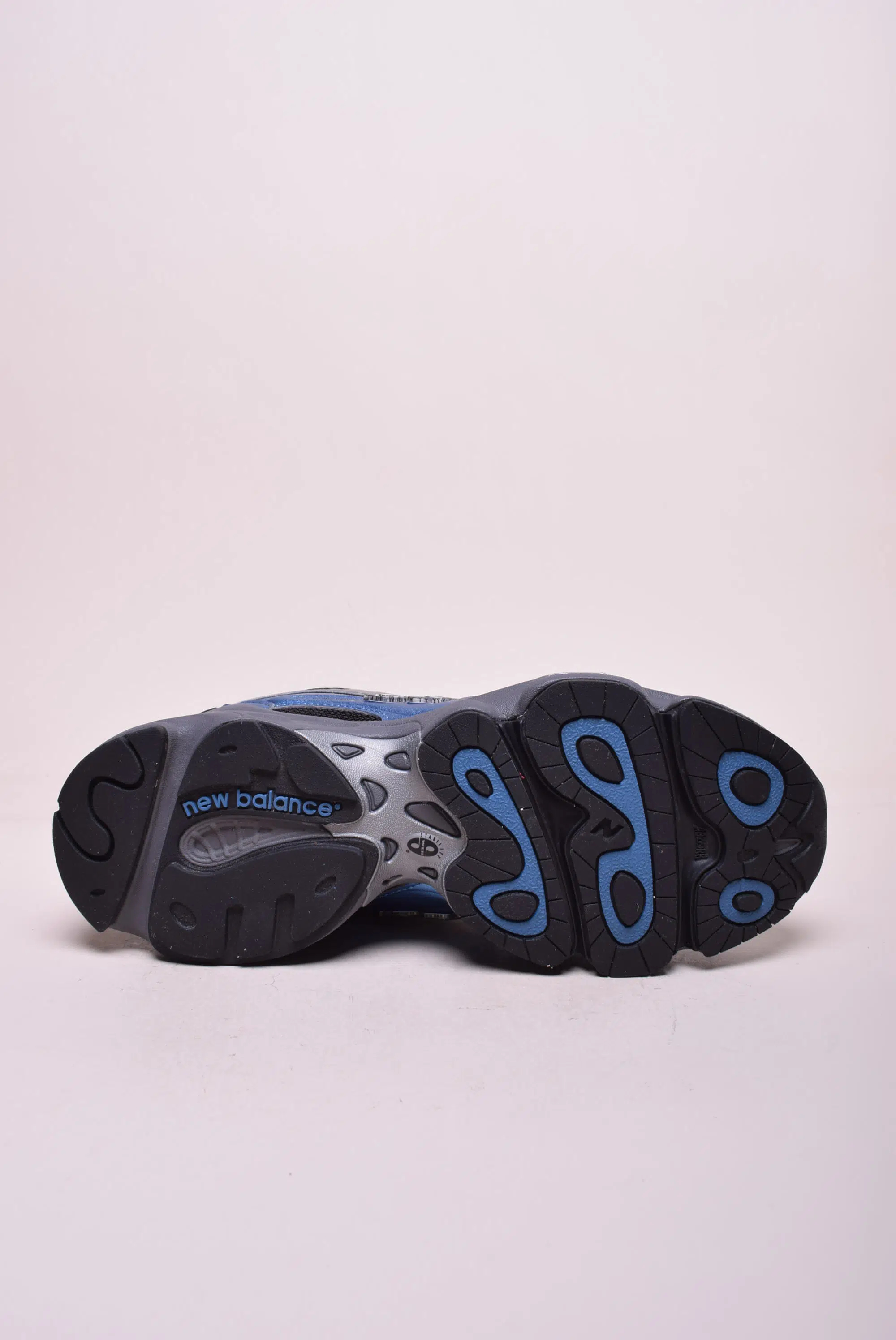 Sneakers unisex 1000 [1]