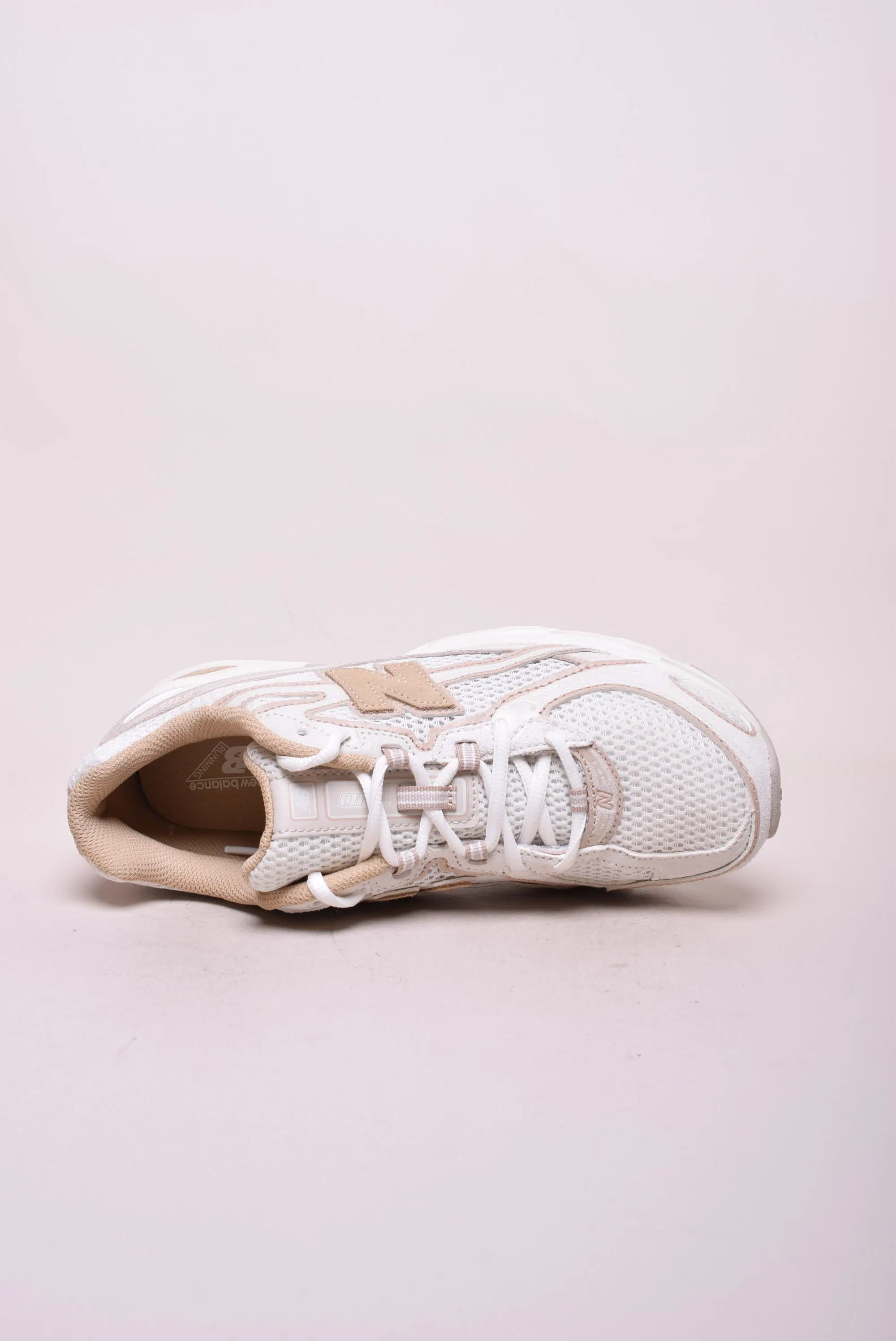 Sneakers unisex 740 [3]