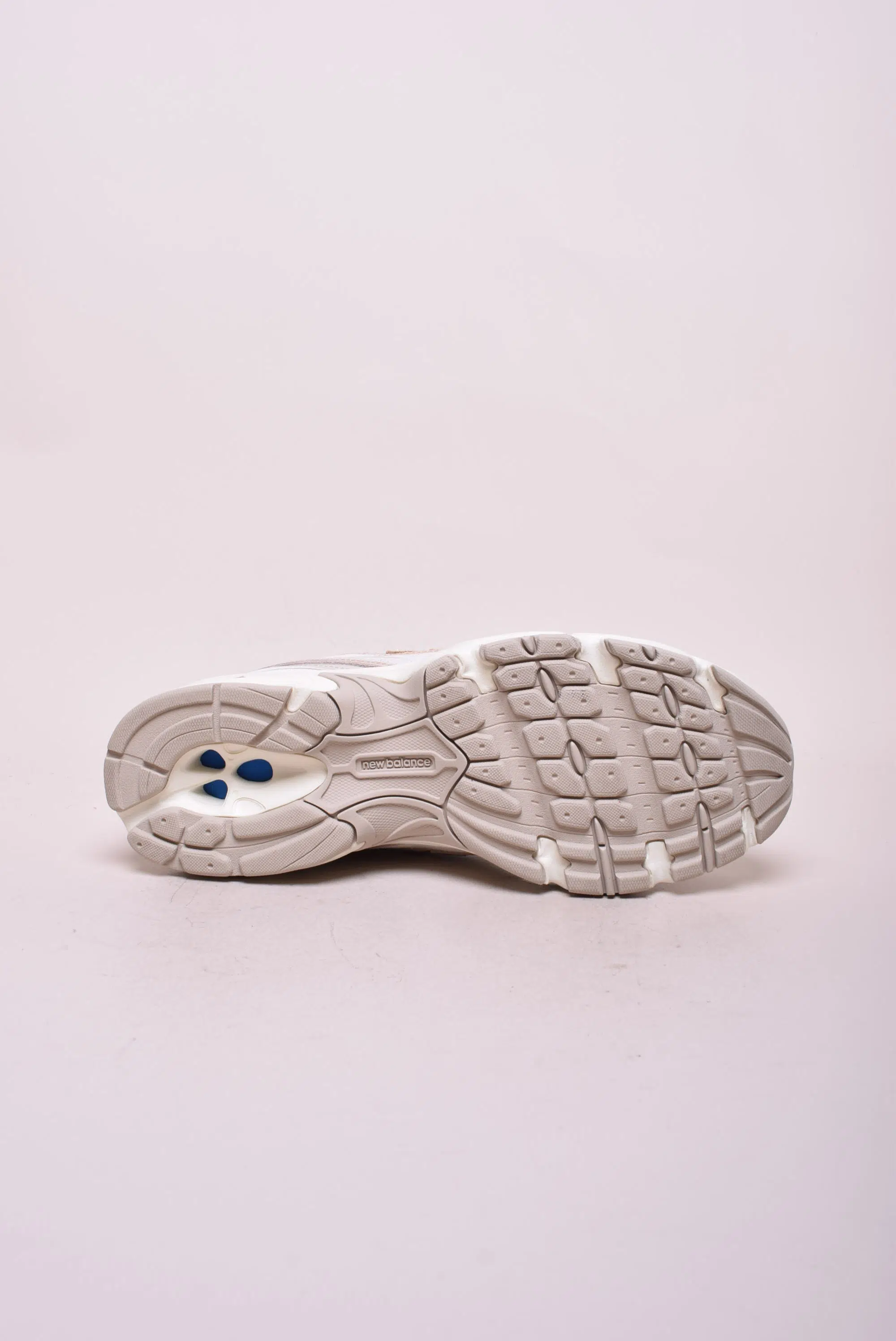 Sneakers unisex 740 [1]