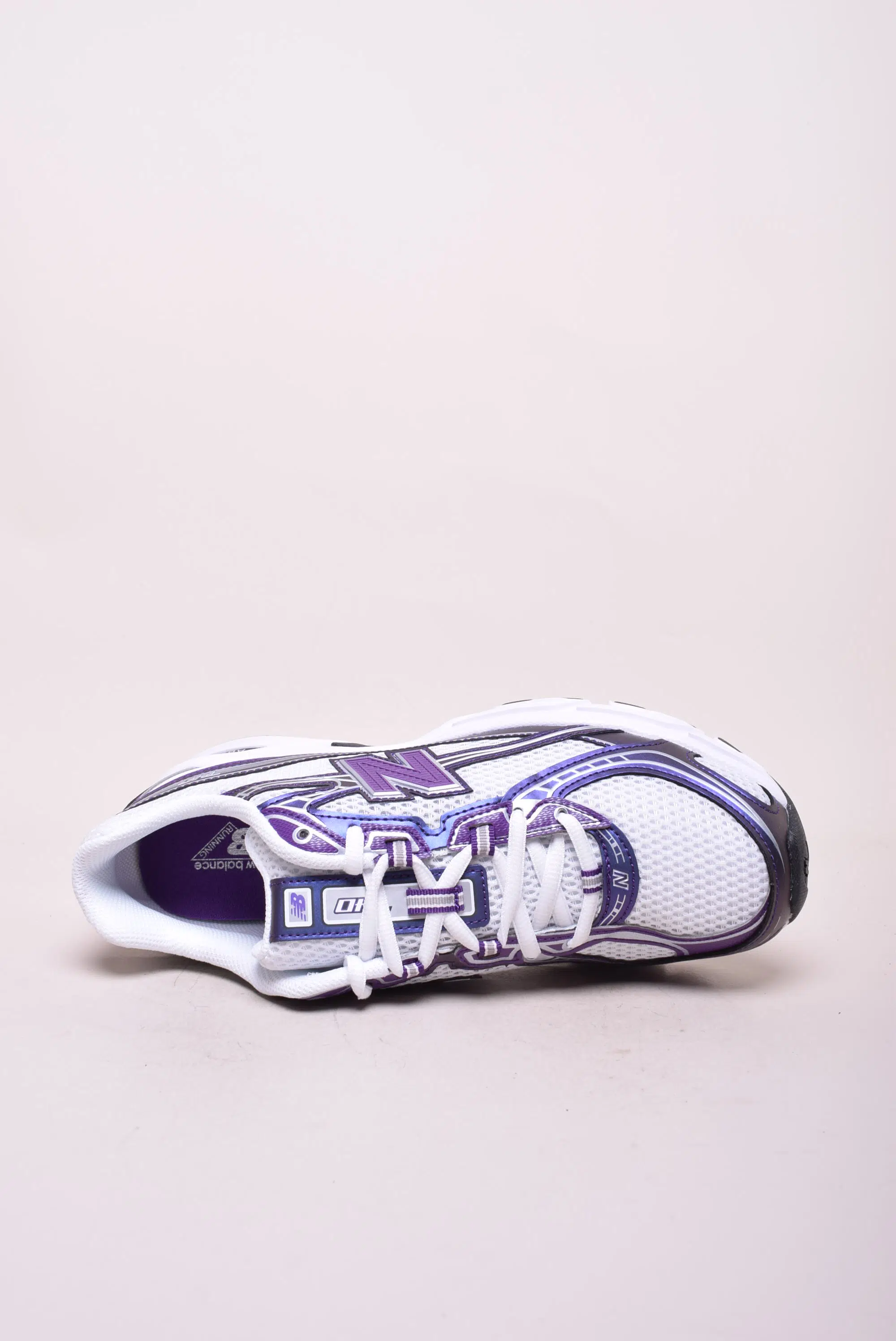 Sneakers unisex 740 [3]