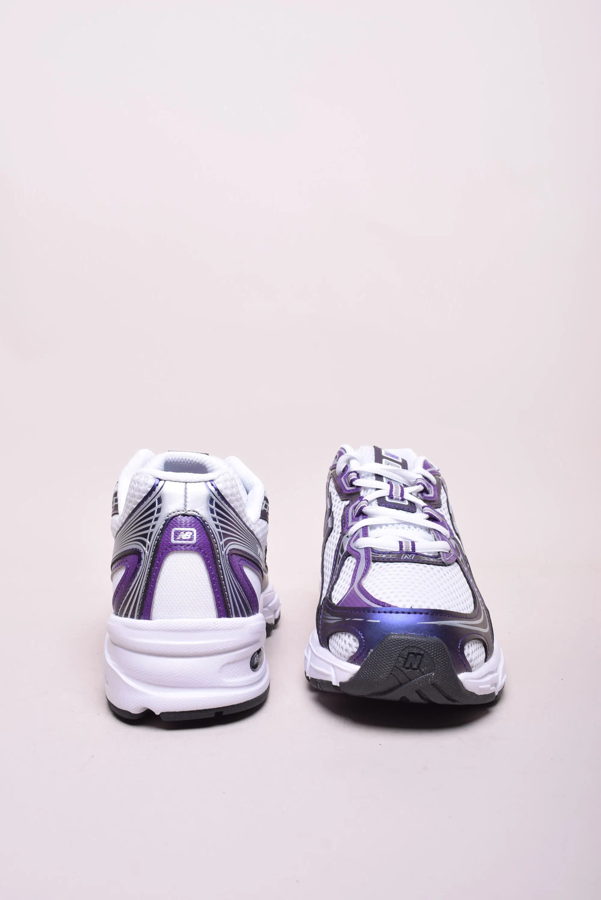 Sneakers unisex 740 [2]