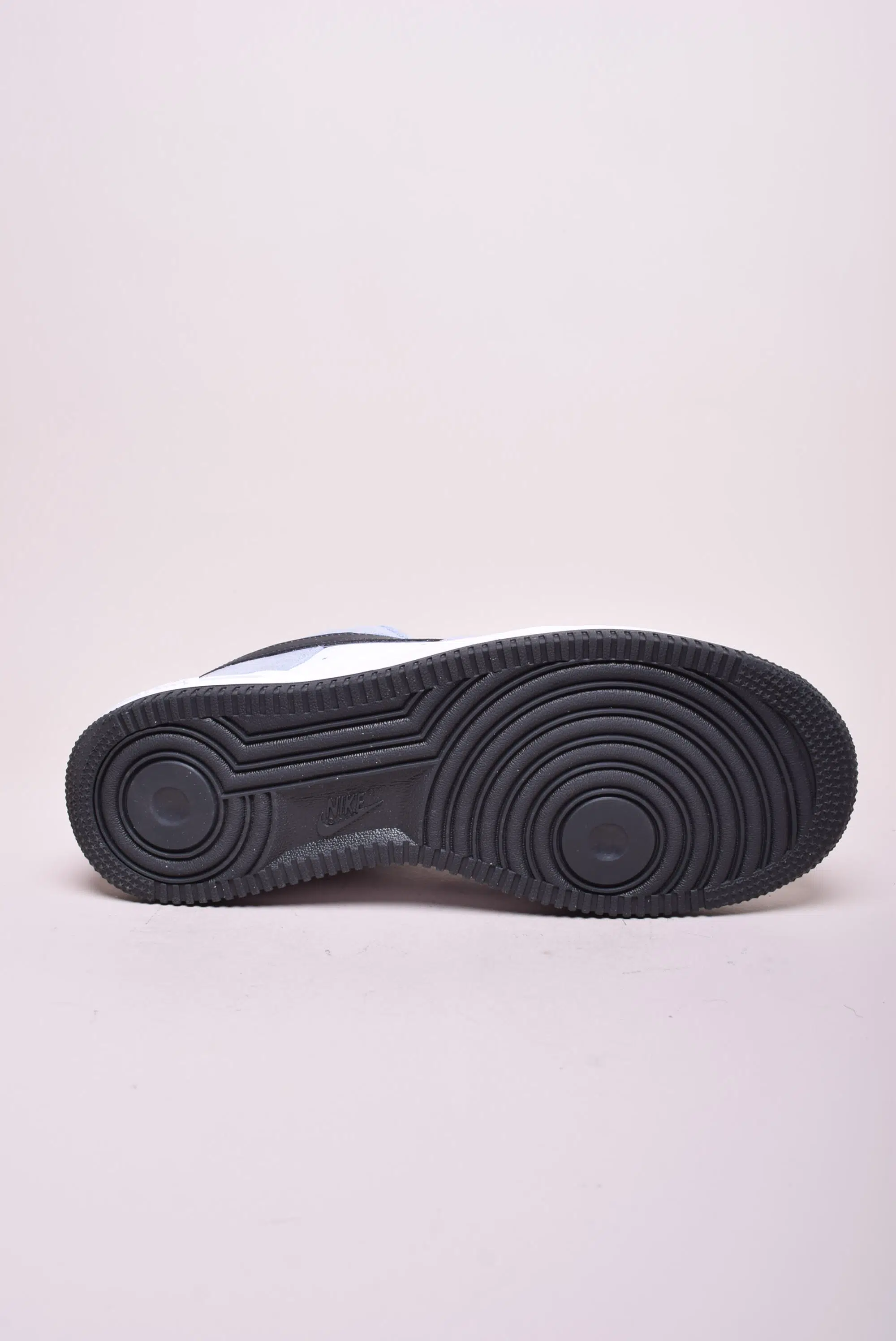 Sneakers unisex Air Force 1 '07 LV8 [1]