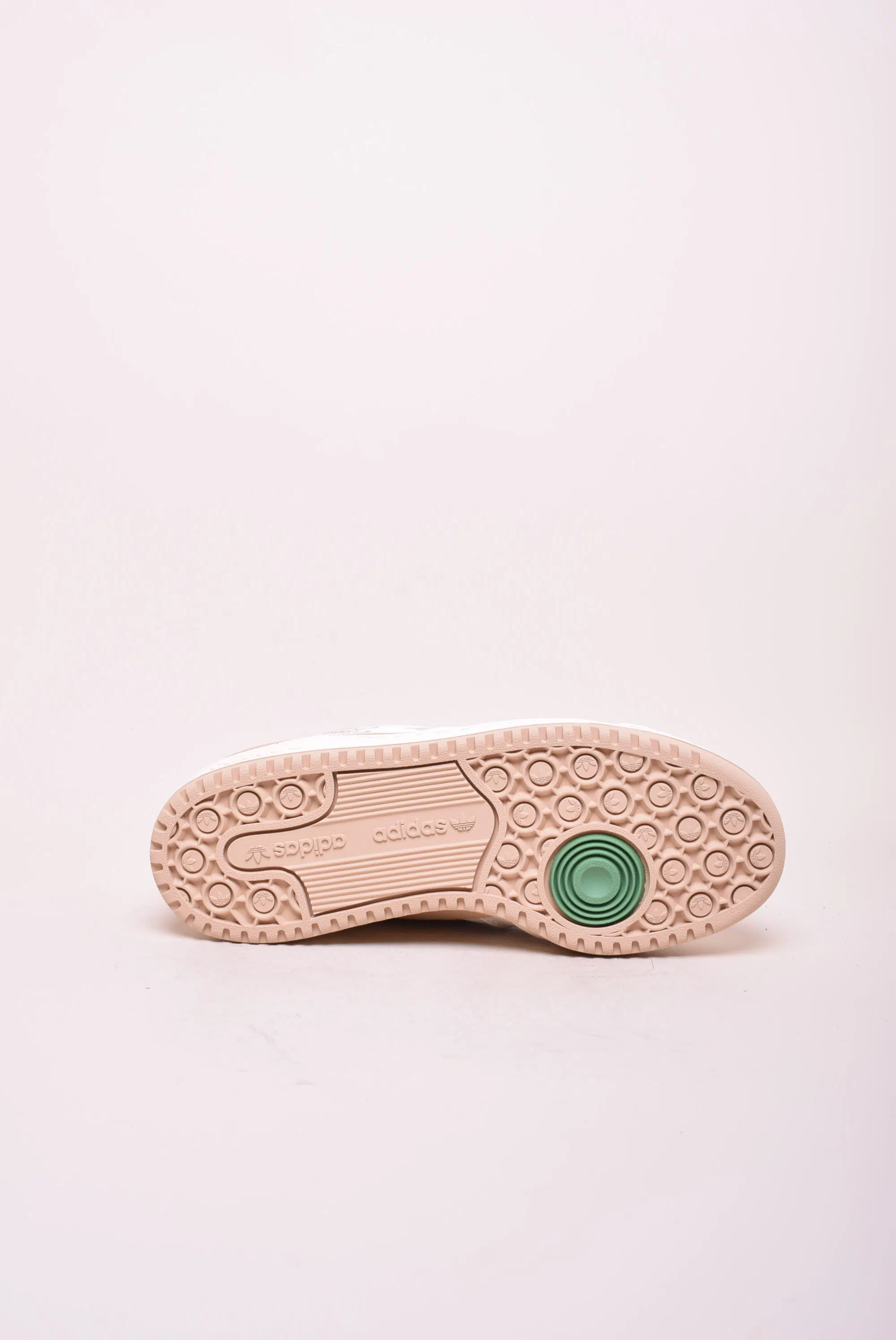 Sneakers unisex Forum Low CL [1]