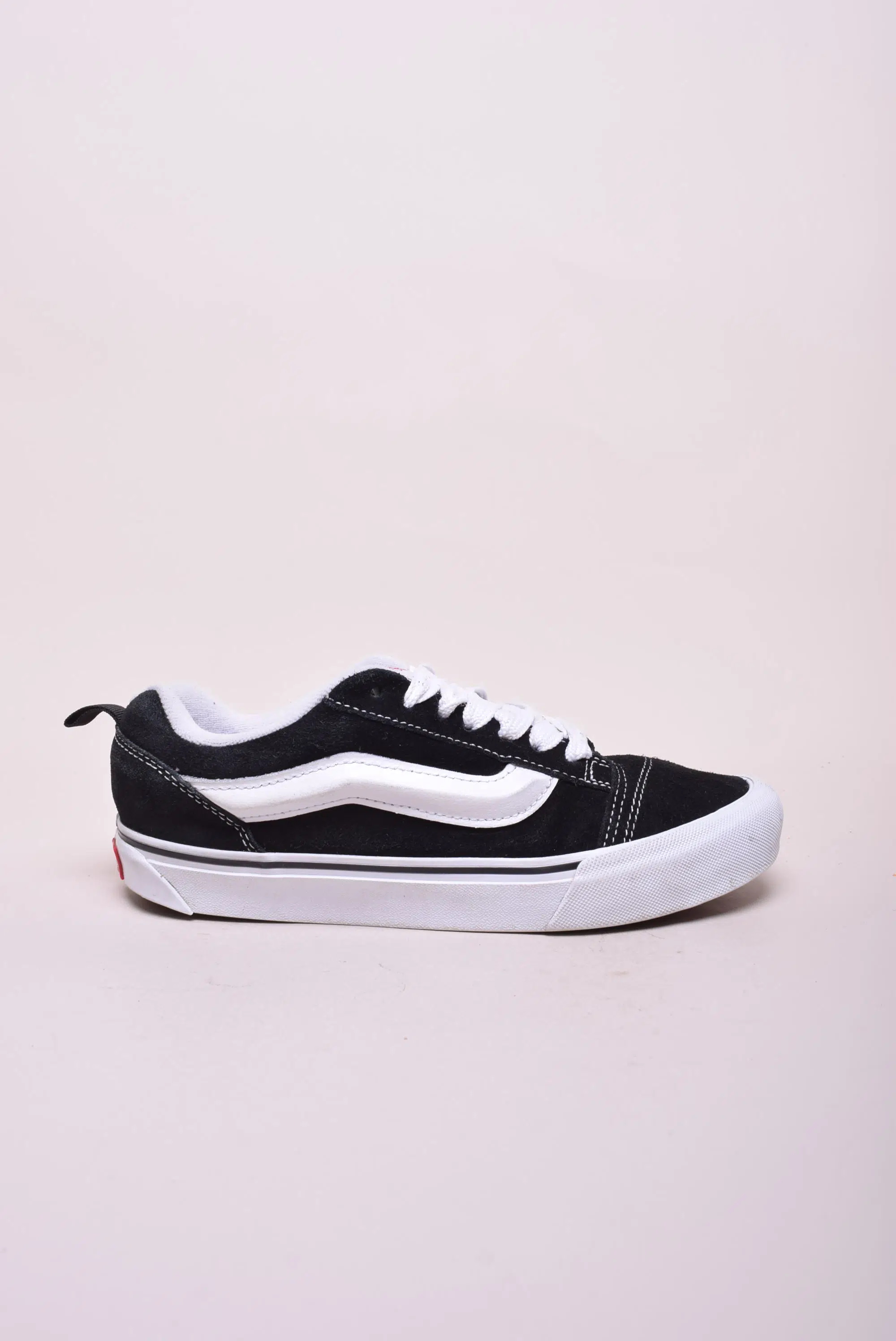 Sneakers unisex Knu Skool [0]