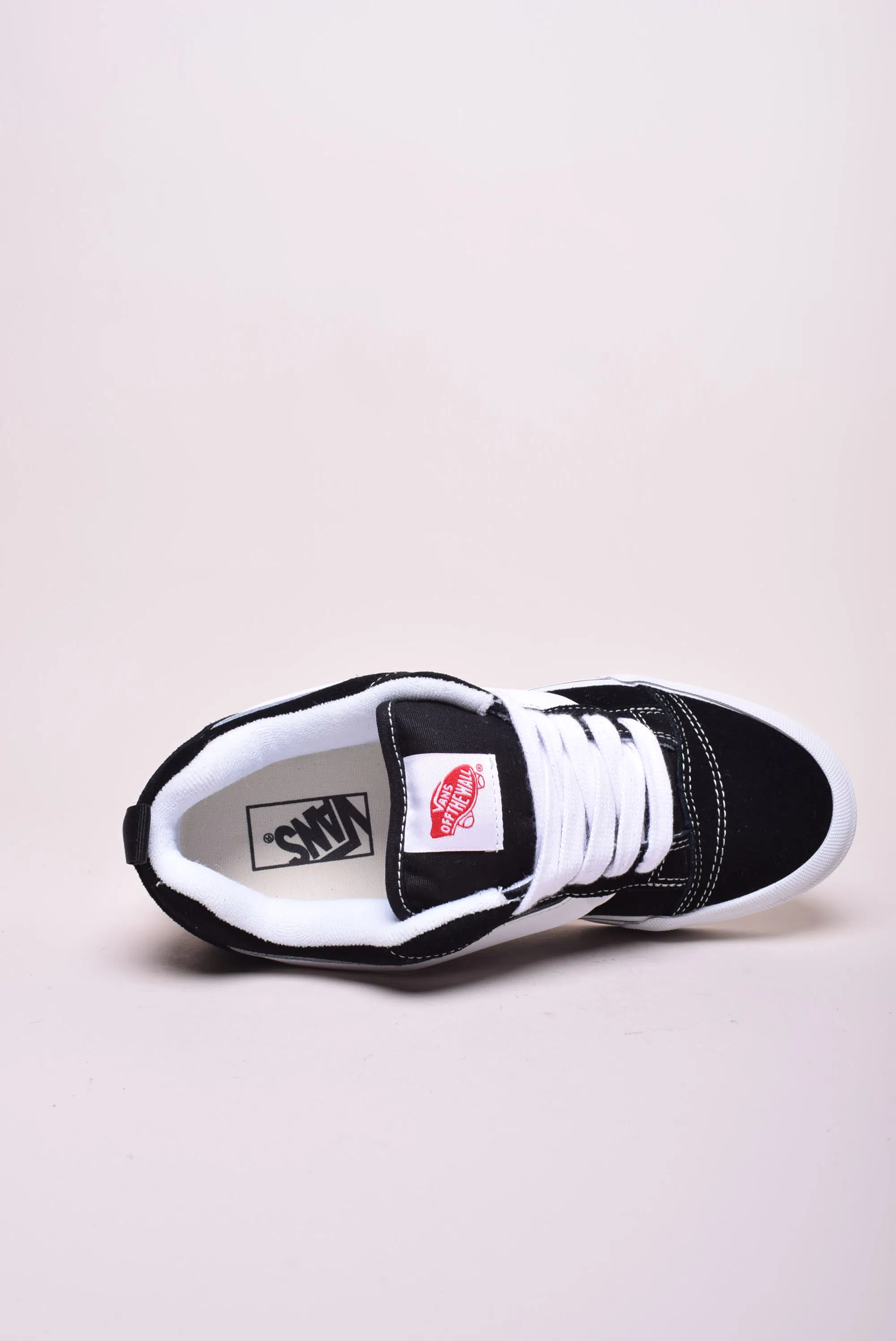 Sneakers unisex Knu Skool [3]