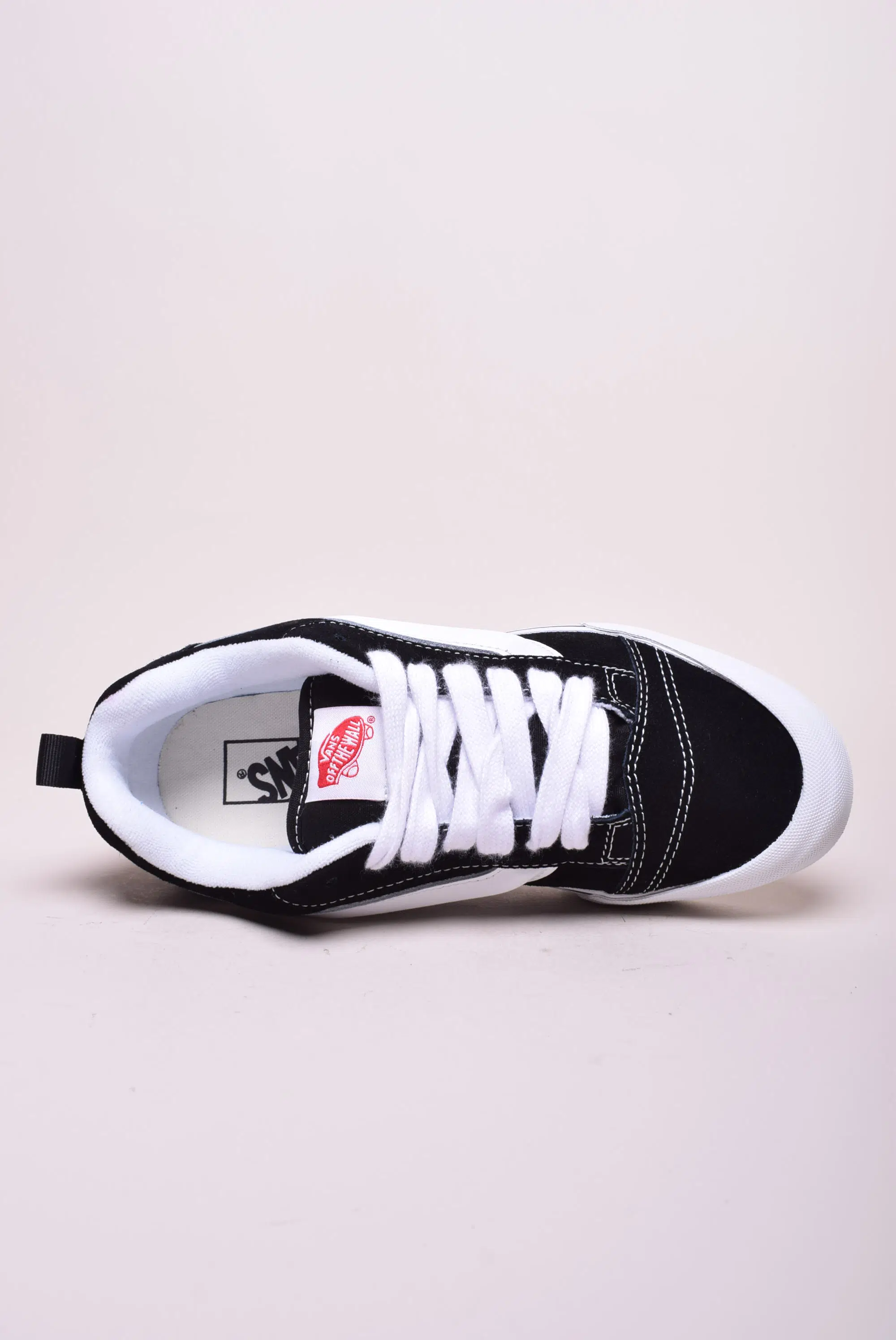 Sneakers unisex Knu Skool [3]
