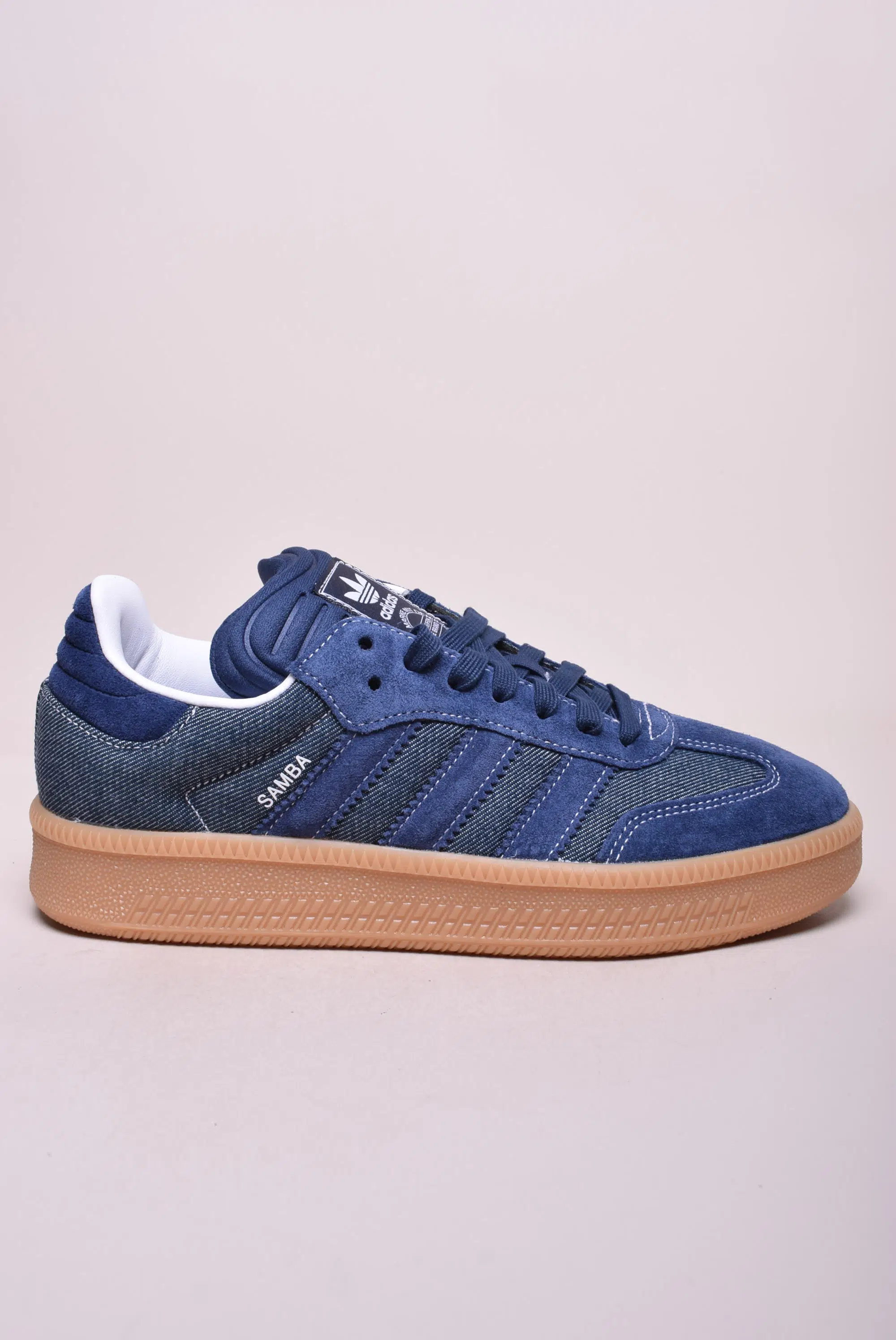 Noutăți - Sneakers unisex Samba XLG