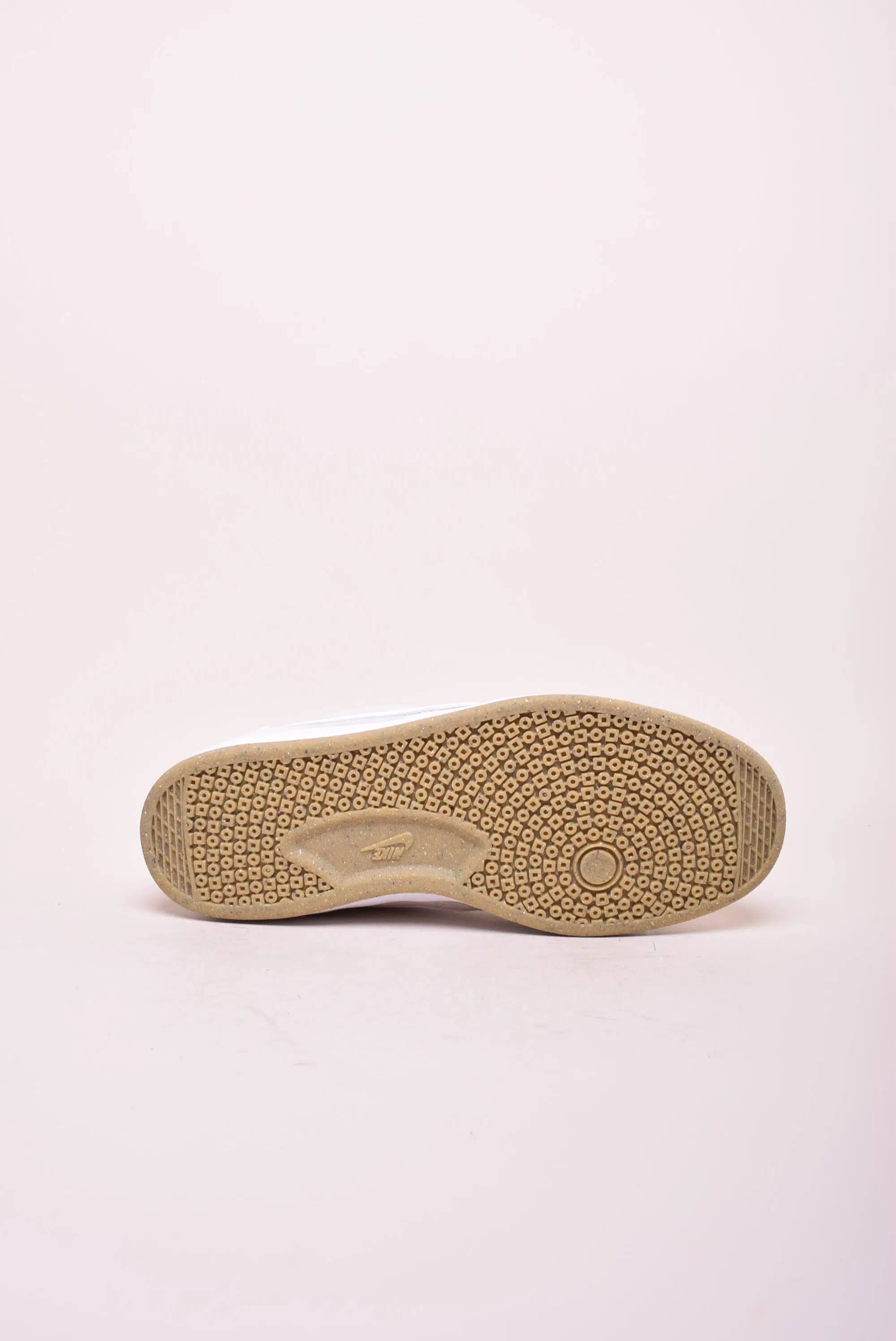 Sneakers unisex SB FC Classic [1]