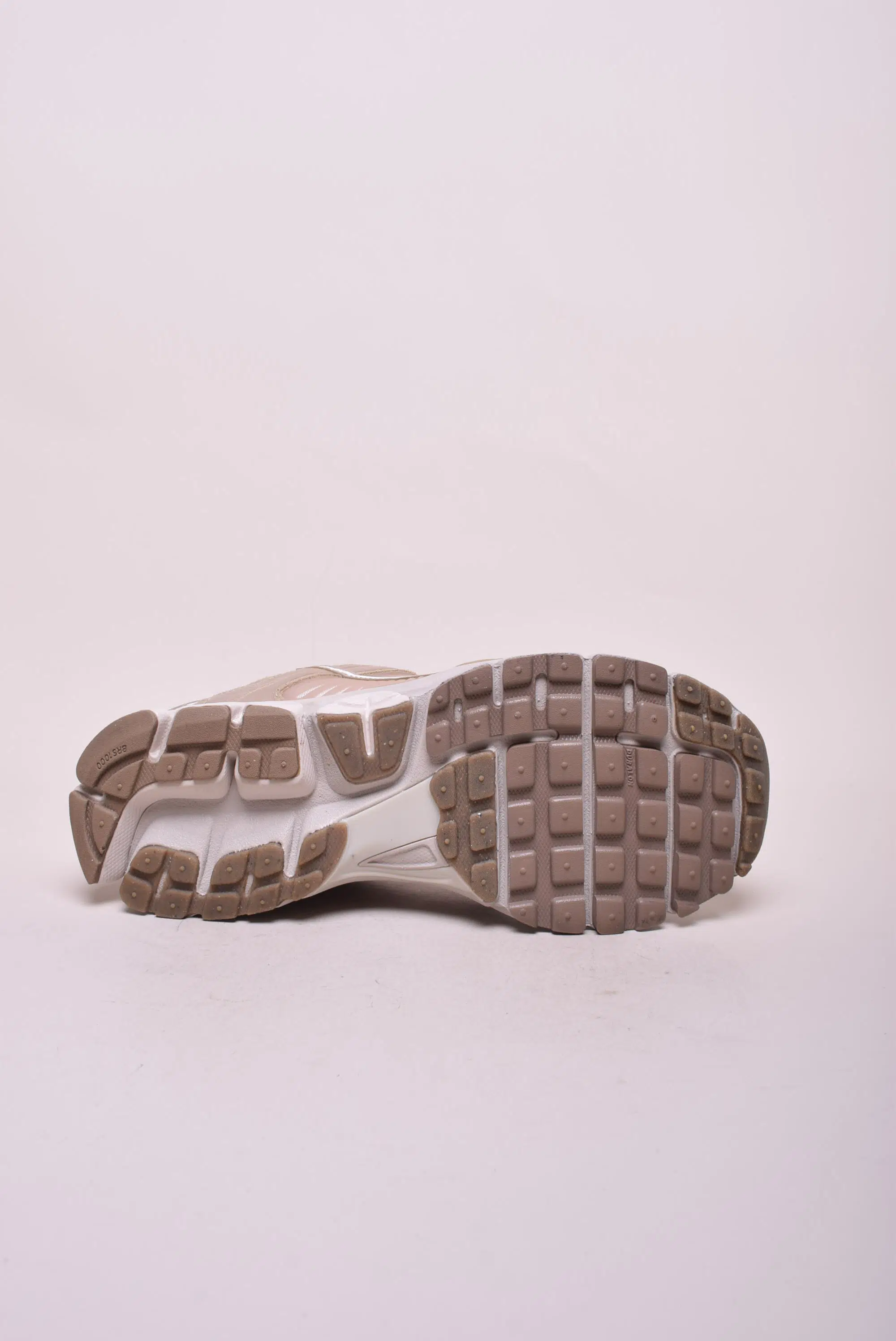 Sneakers unisex Vomero 5 [1]