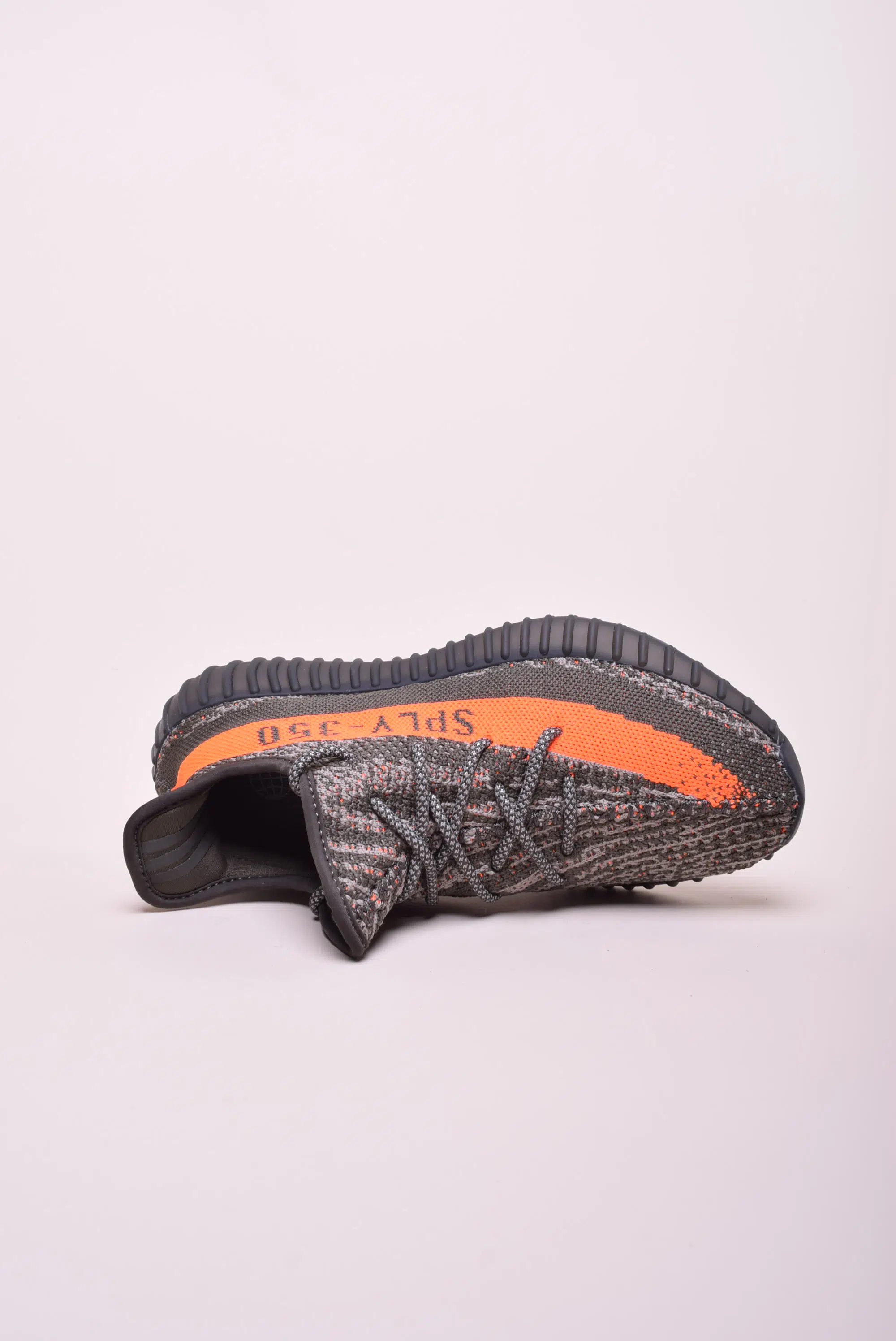 Sneakers unisex Yeezy Boost 350 V2 Carbon Beluga [3]