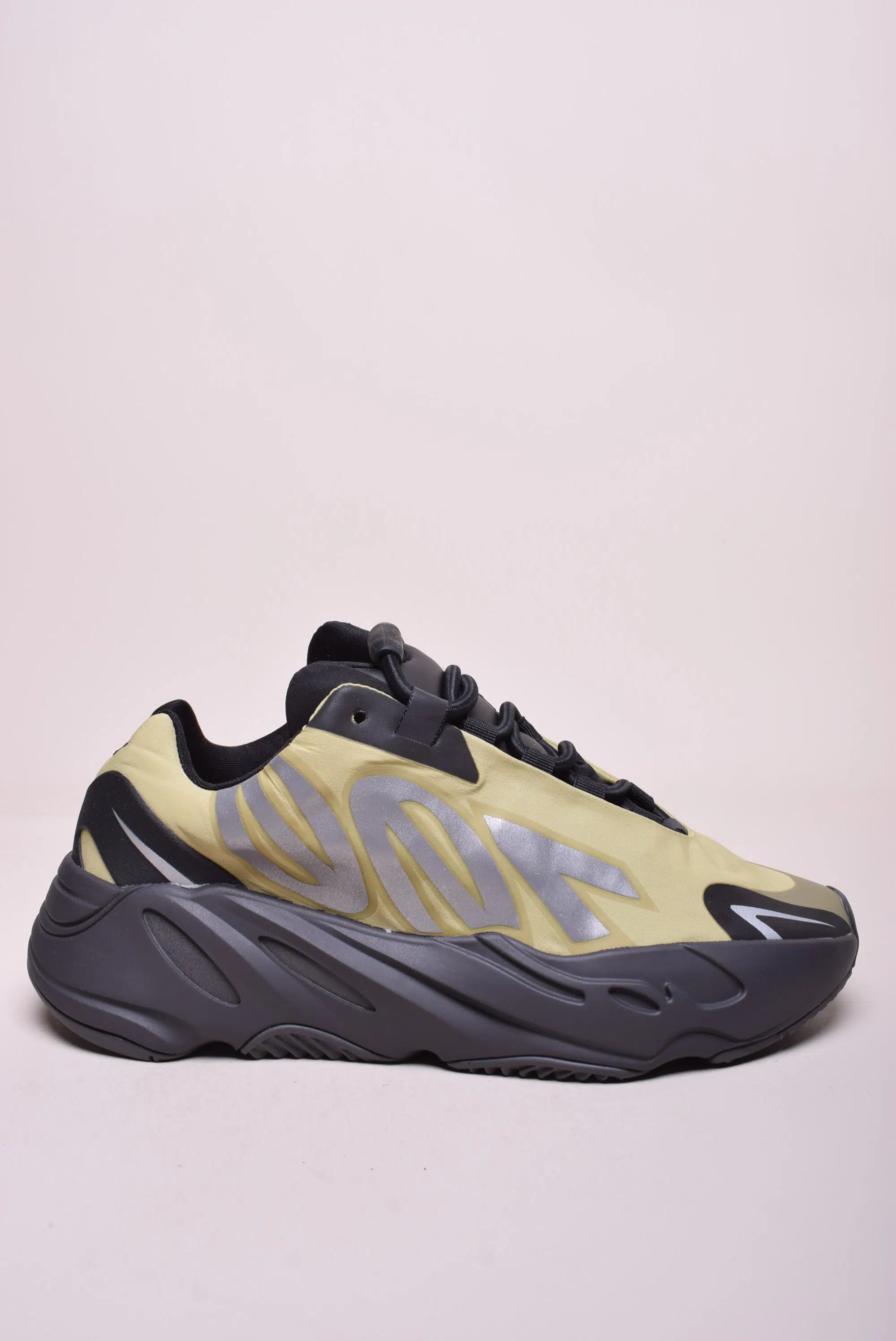 Produse încărcate recent - Sneakers unisex Yeezy Boost 700 MNVN "Resin"