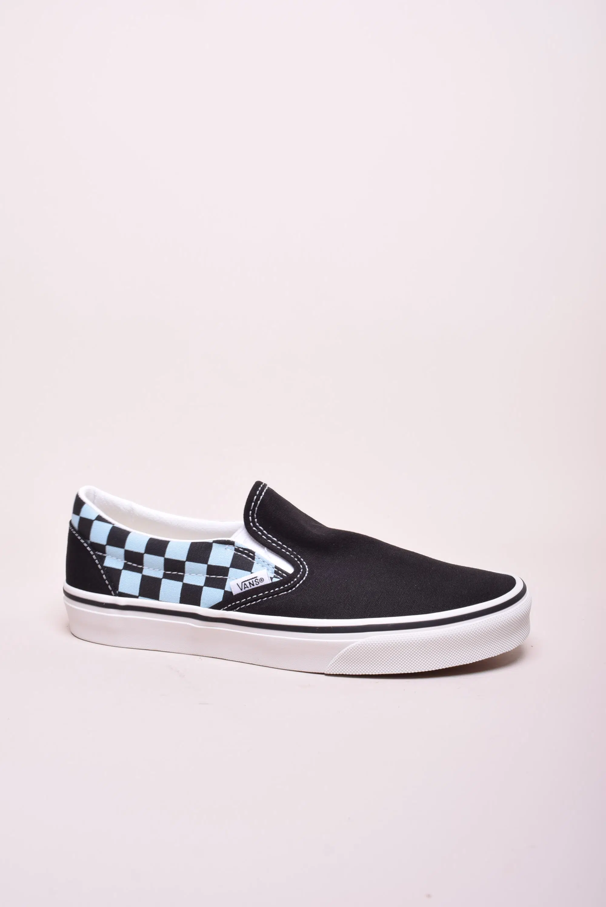 Tenisi unisex Classic Slip-On