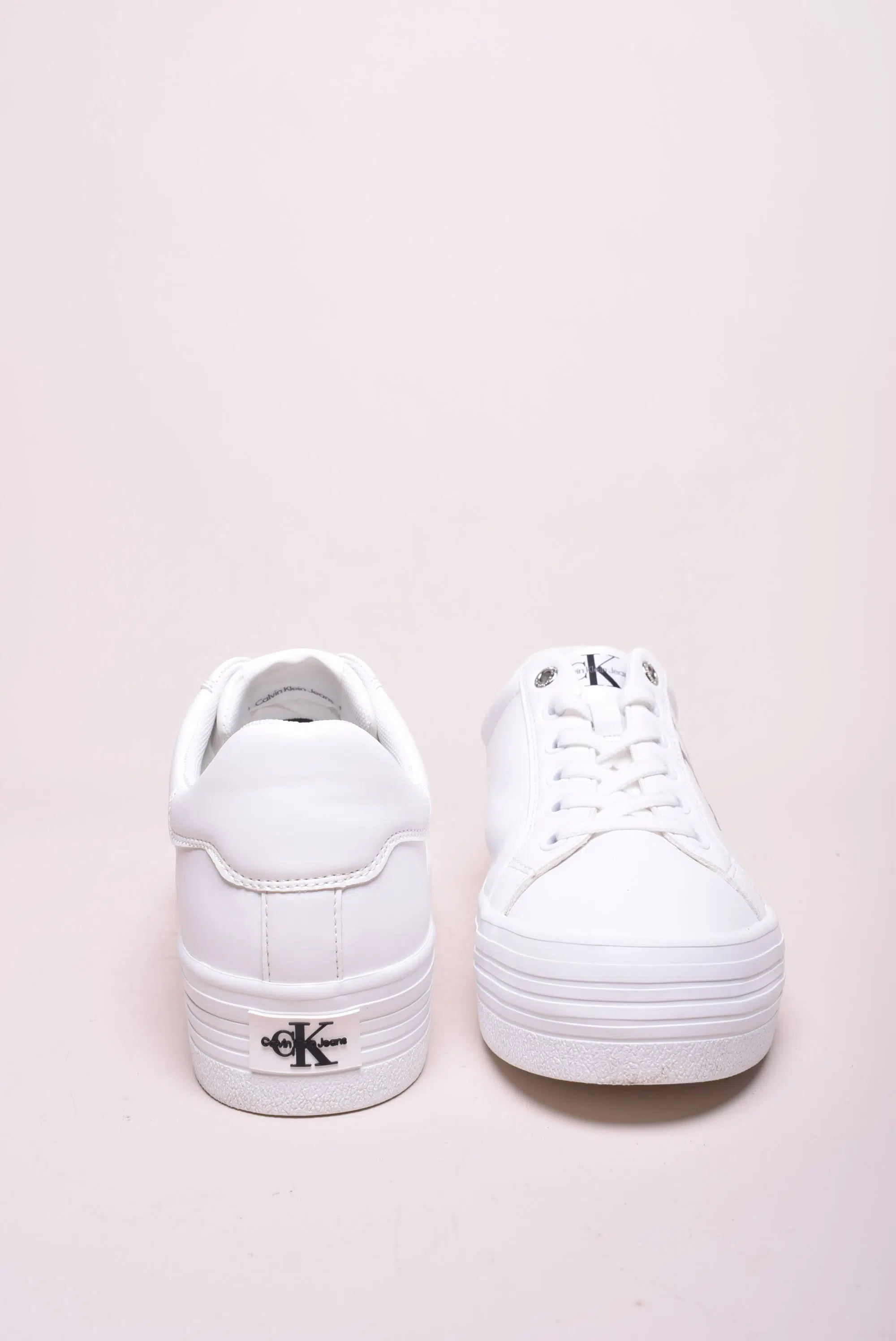 Tenisi dama cu platforma  [2]