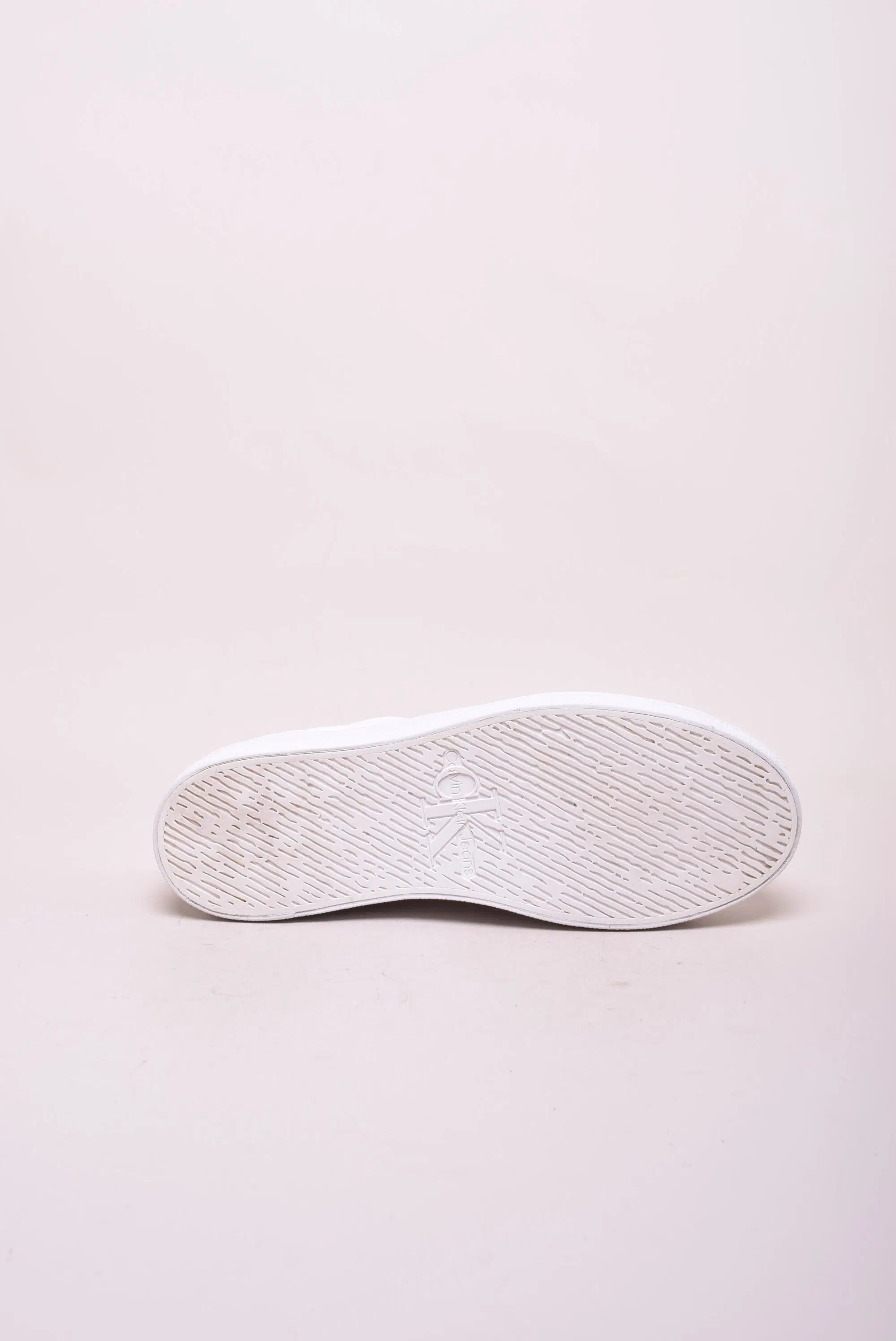 Tenisi dama cu platforma  [1]