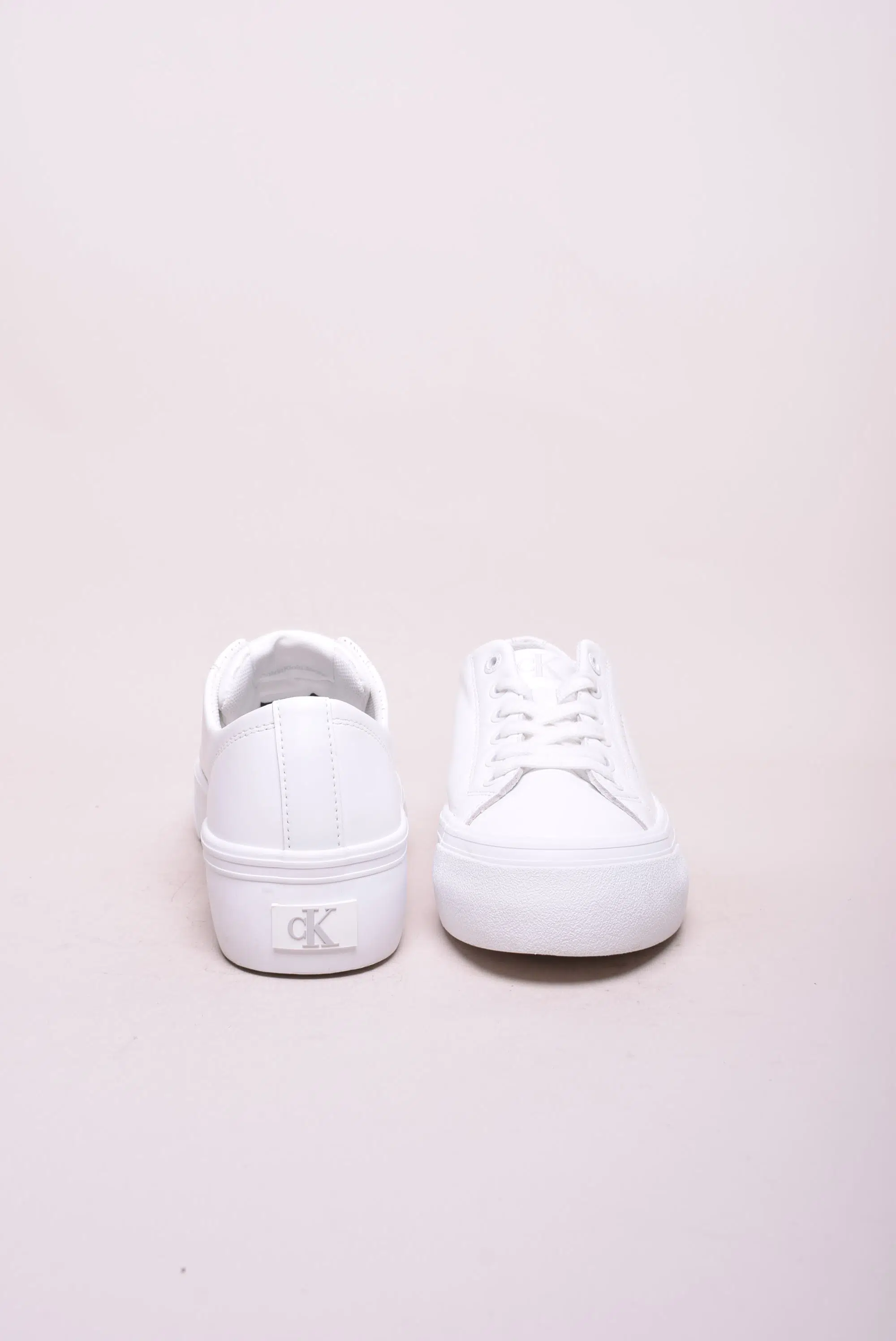 Tenisi dama cu platforma  [2]