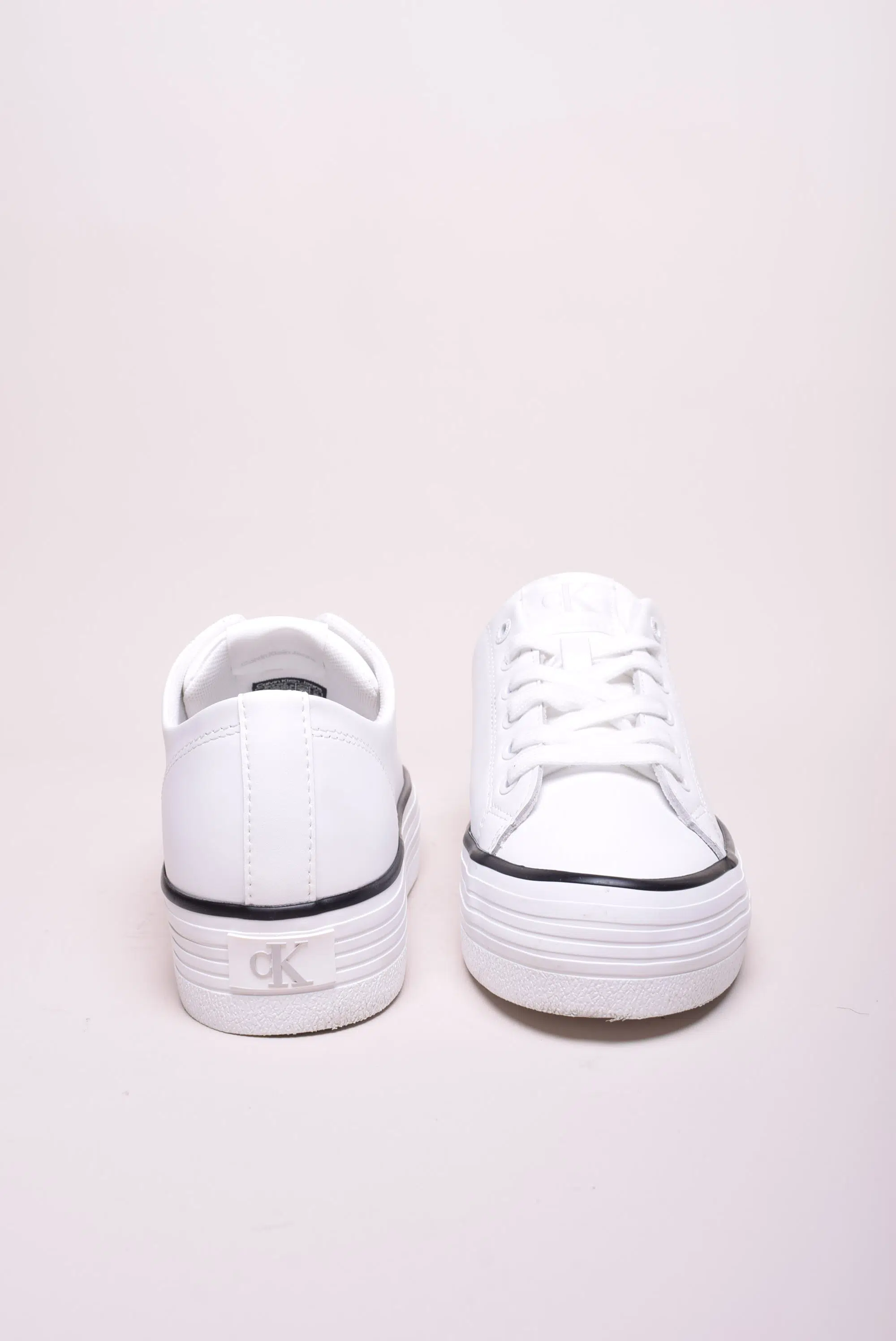 Tenisi dama cu platforma  [2]