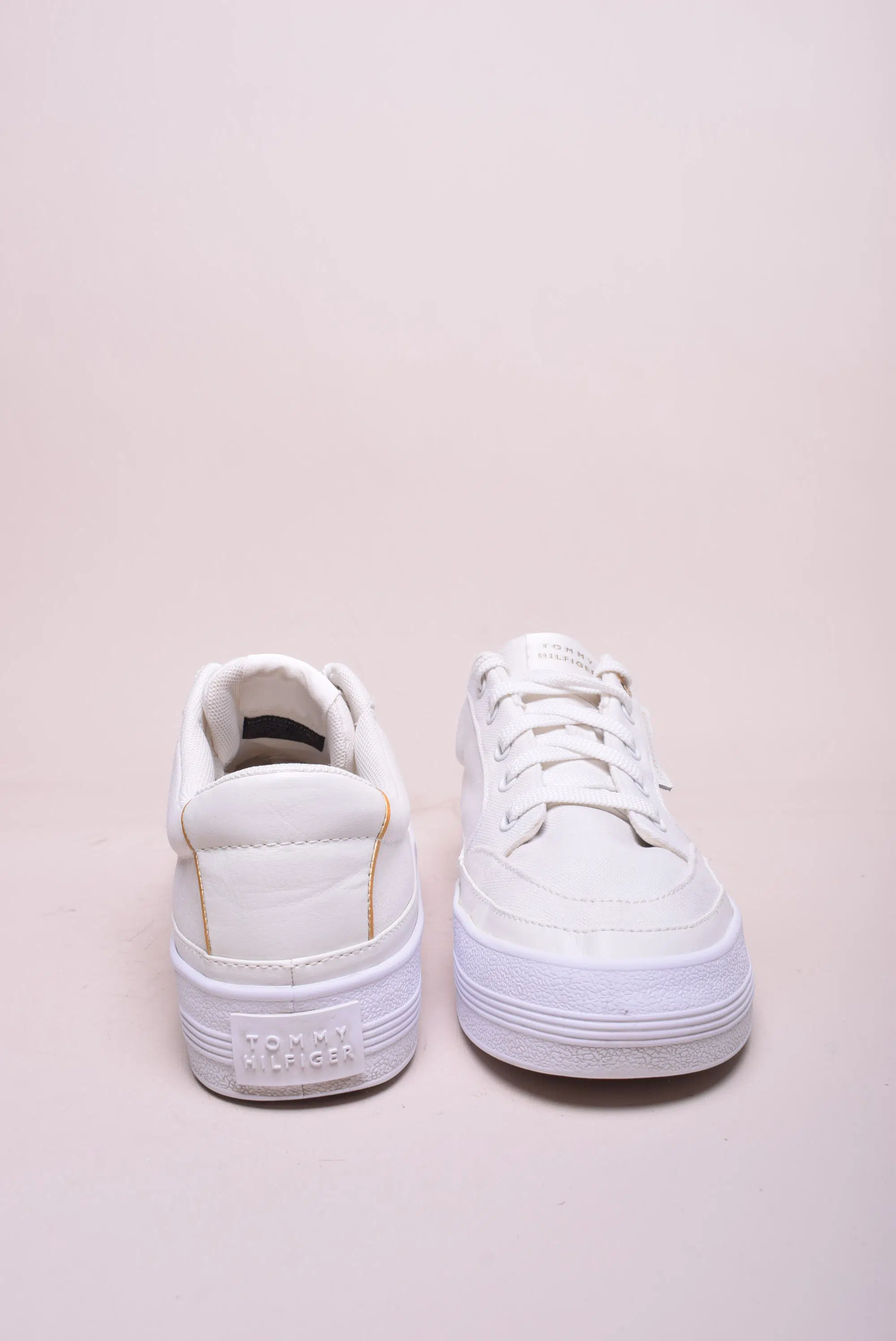 Tenisi dama cu platforma  [2]