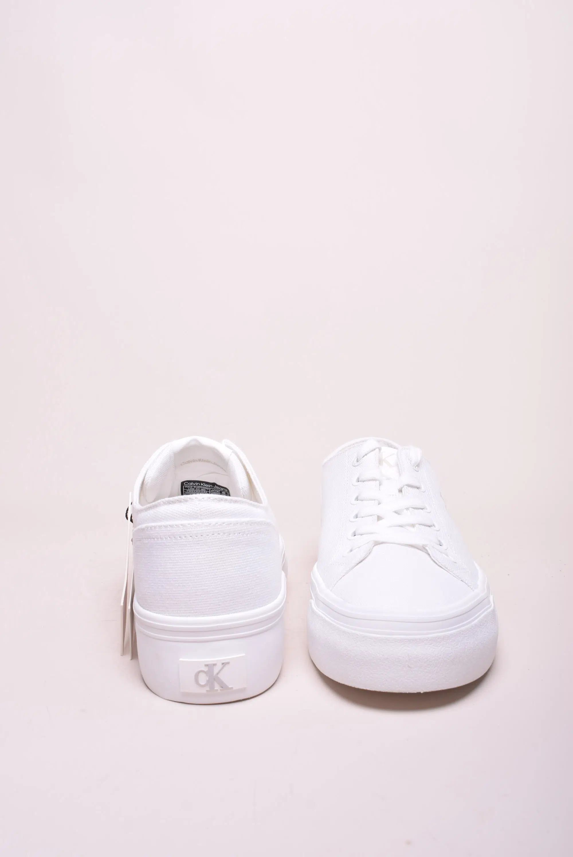 Tenisi dama cu platforma  [2]