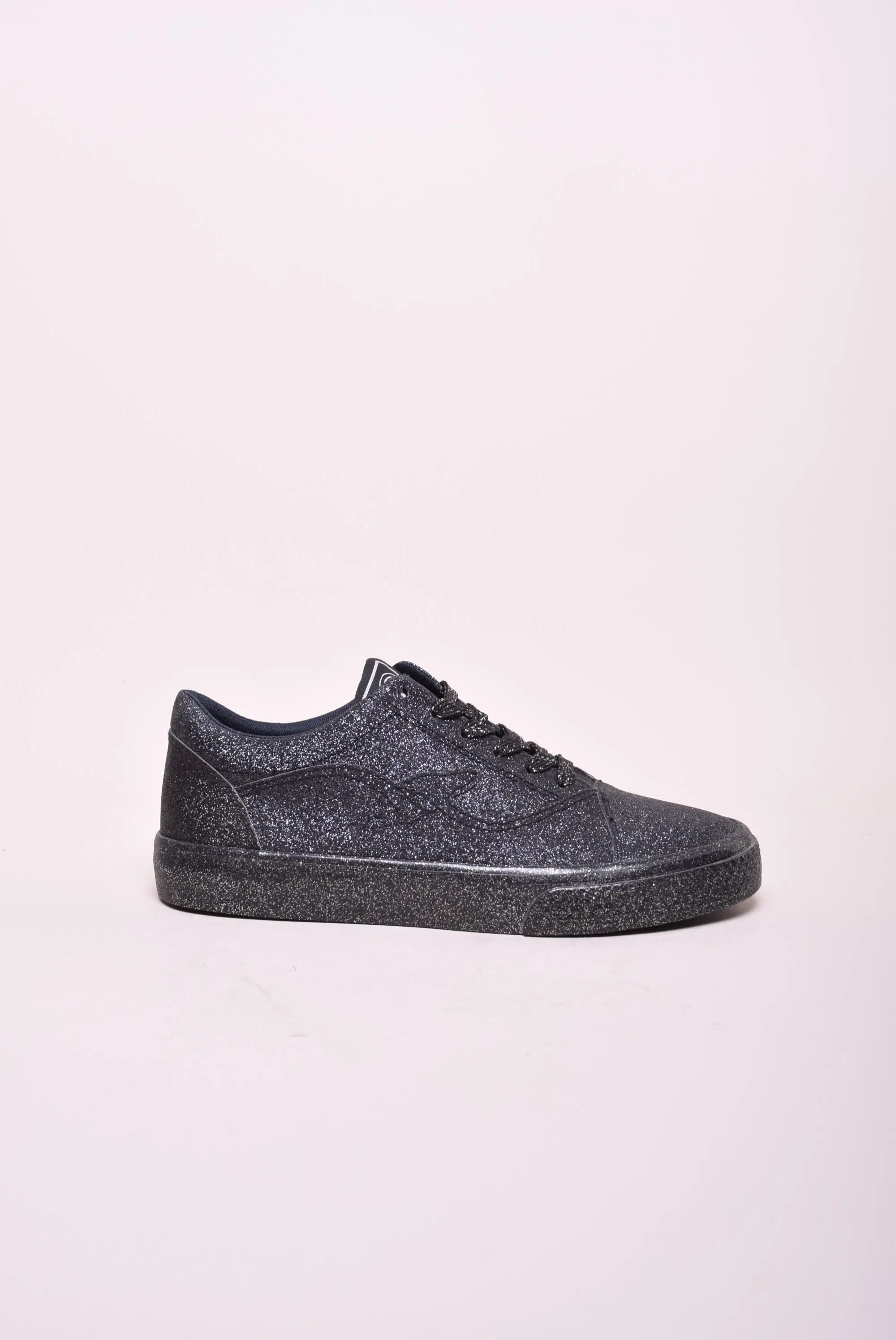 Tenisi dama cu sclipici