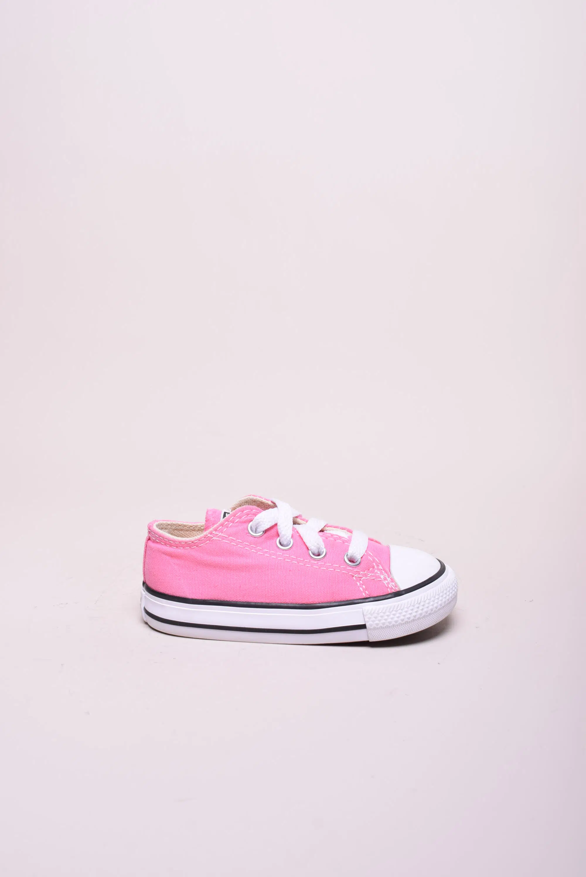 Produse încărcate recent - Tenisi fete All Star