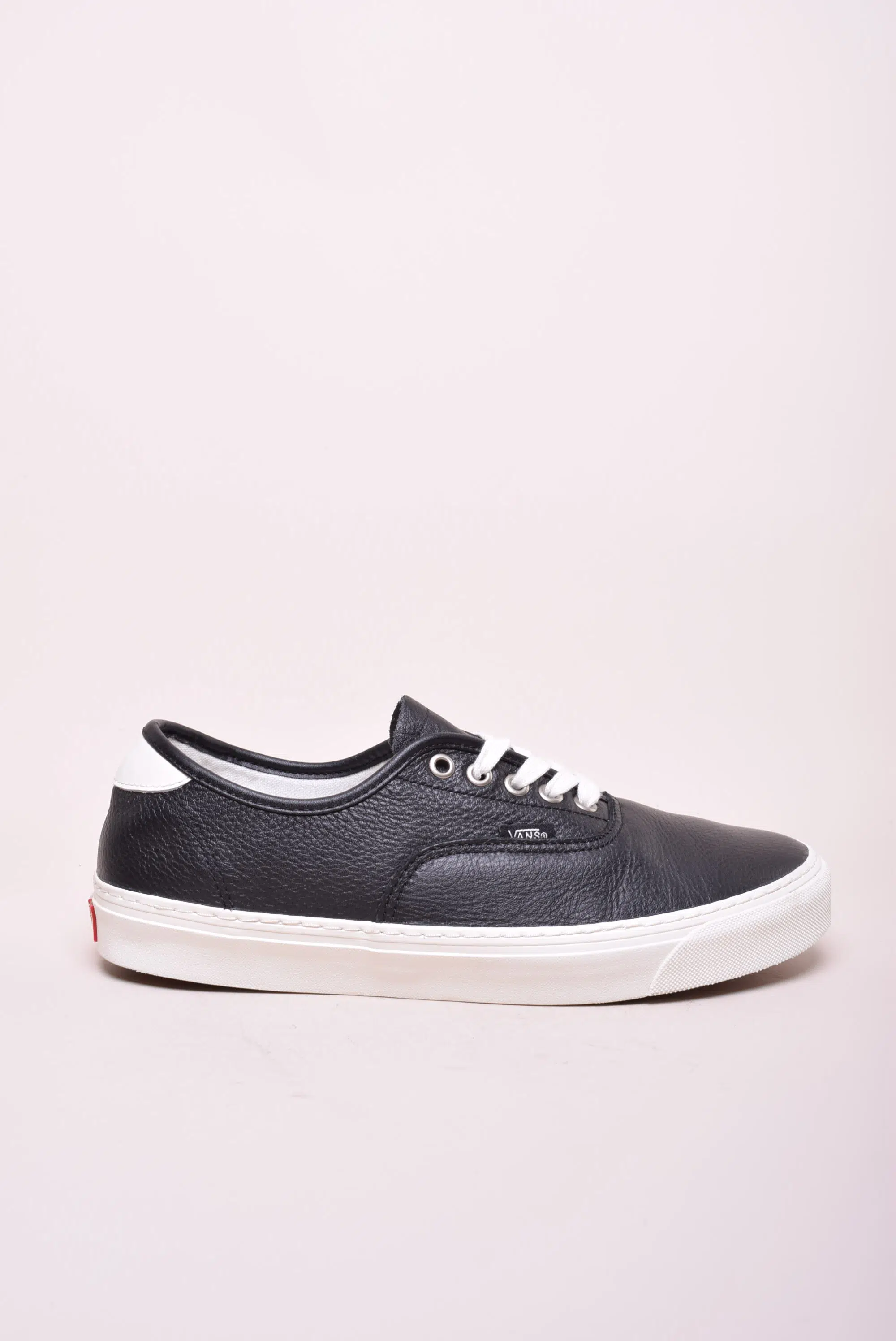 Tenisi unisex Authentic Lux