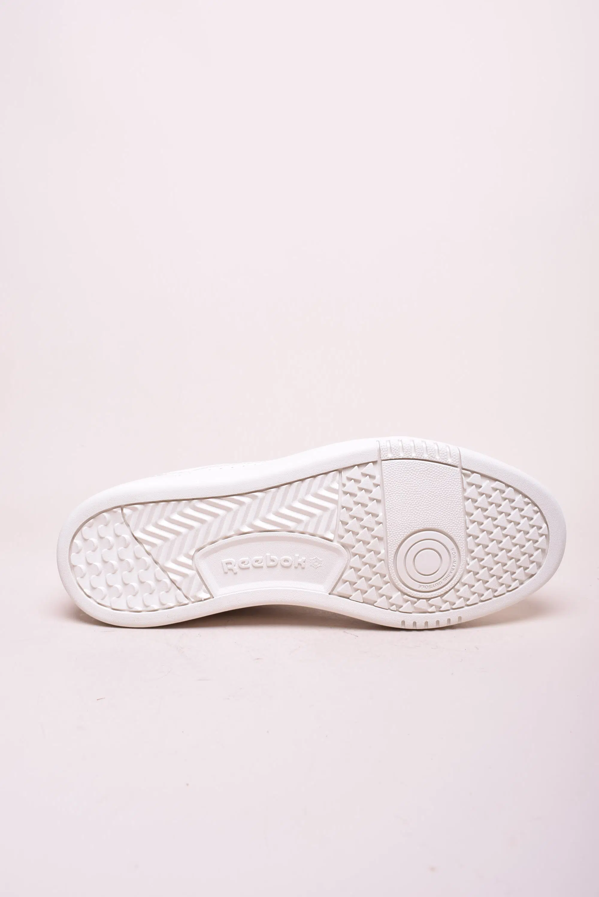 Tenisi unisex LT Court [1]