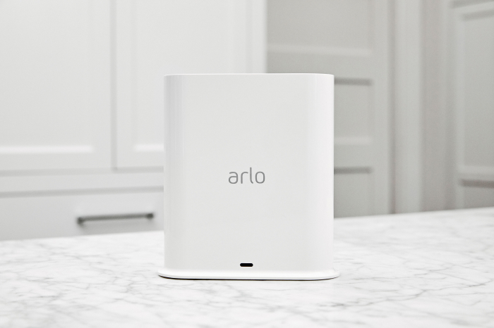 Arlo (acc.) Add-On Smart Hub Base station with Micro SD Storage (compatible ULTRA - PRO2 - PRO3) - White [3]