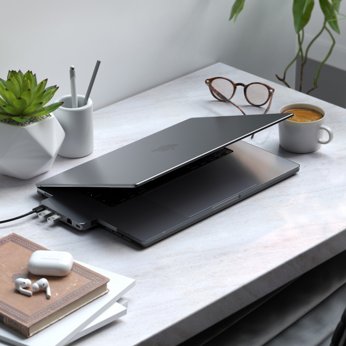 Satechi Eco Hardshell Case for MacBook Pro 16 - Dark [5]
