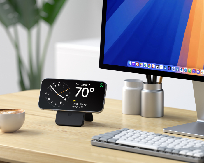 Satechi Qi2 5K Magnetic Power Bank with Stand - Black [10]