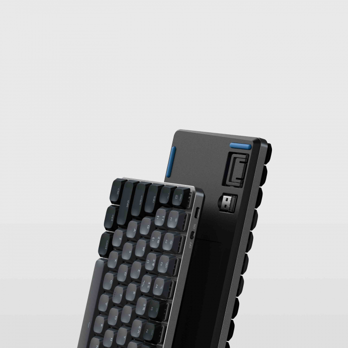 Satechi SM1 Slim Mechanical Backlit Bluetooth Keyboard (Windows Keycaps - Windows, Left Alt, Right Alt 2.4GHz USB Receiver) - Black [5]